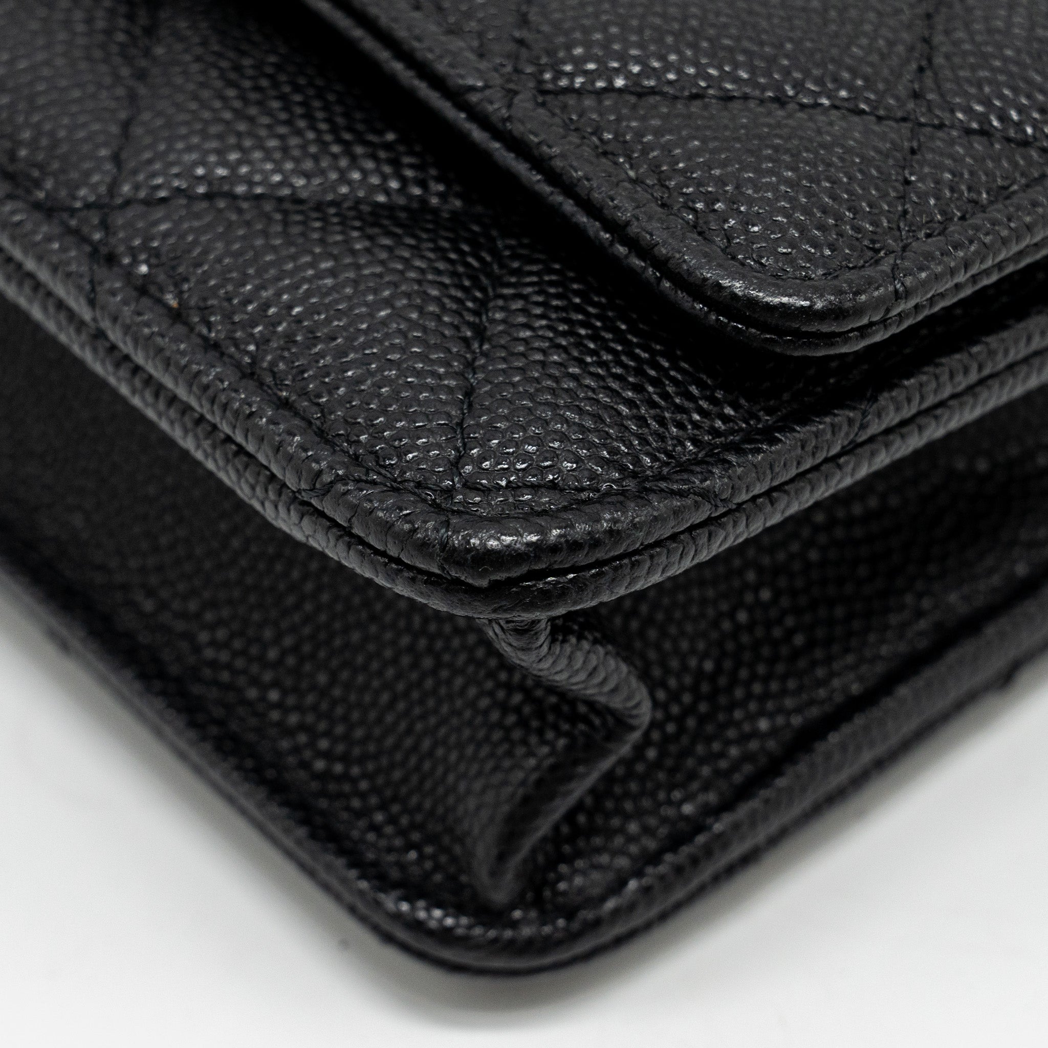chanel-wallet-on-chain-black