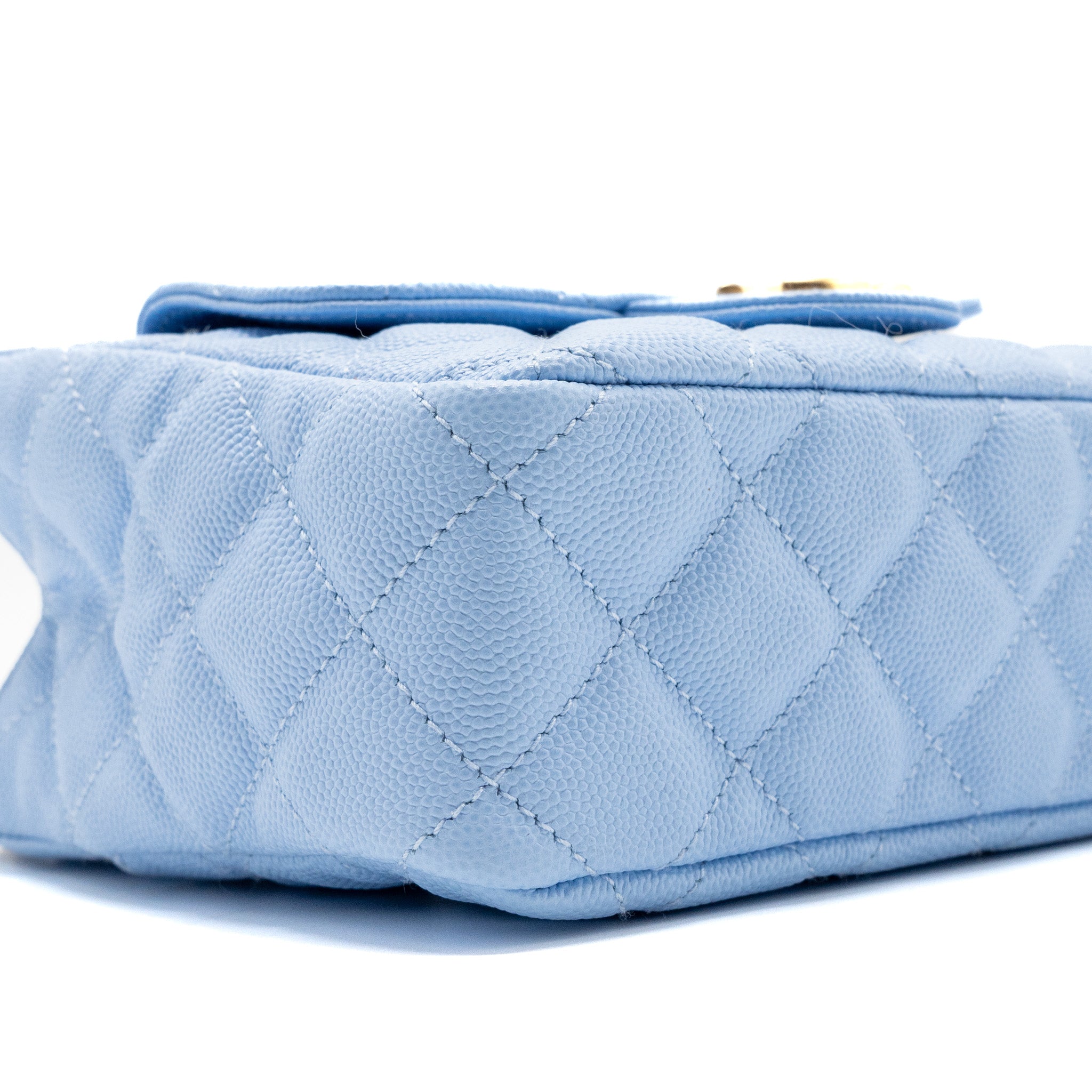 chanel-23c-small-hobo-bag-caviar-light-blue-ghwmicrochip