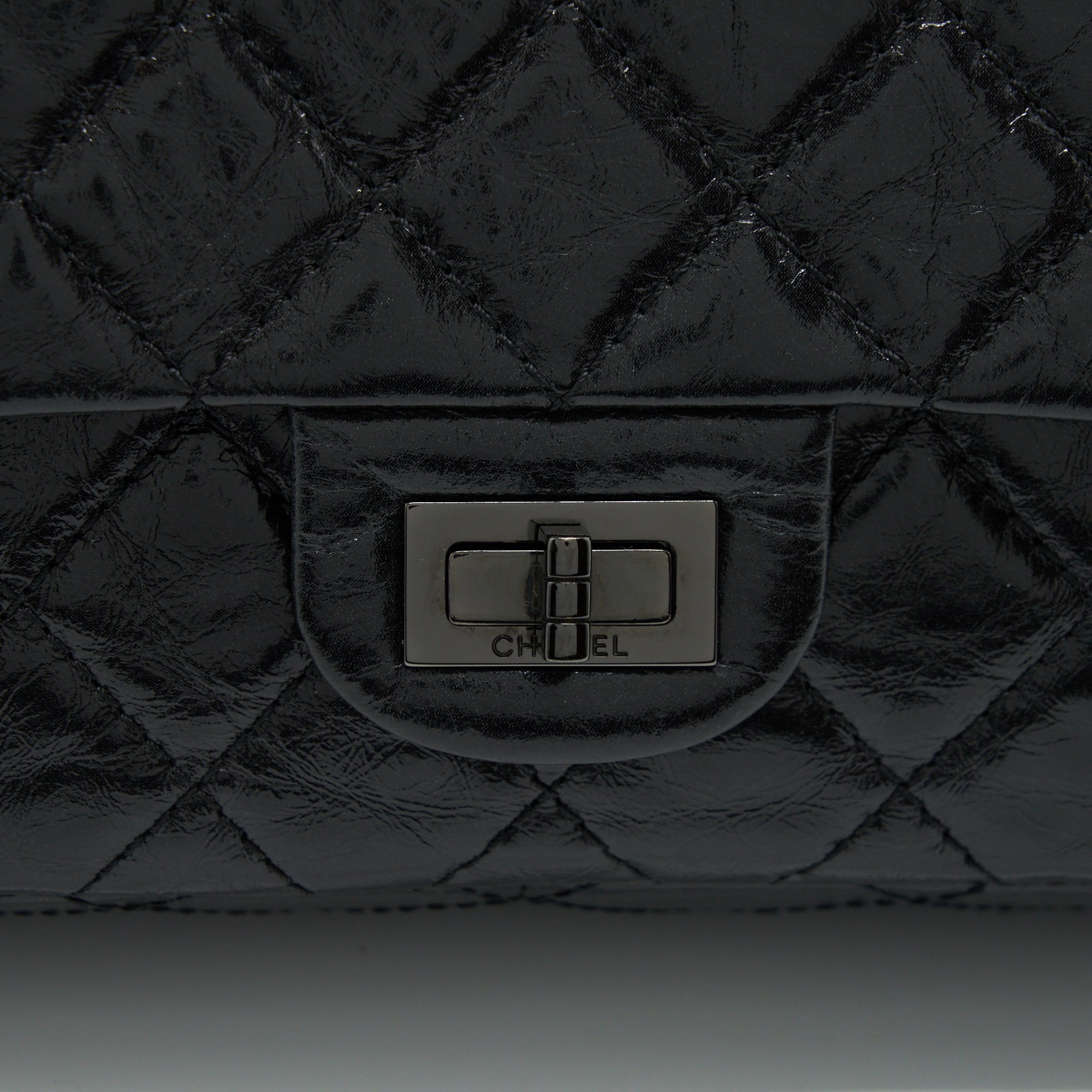 chanel-2-55-226-reissue-aged-calfskin-so-black