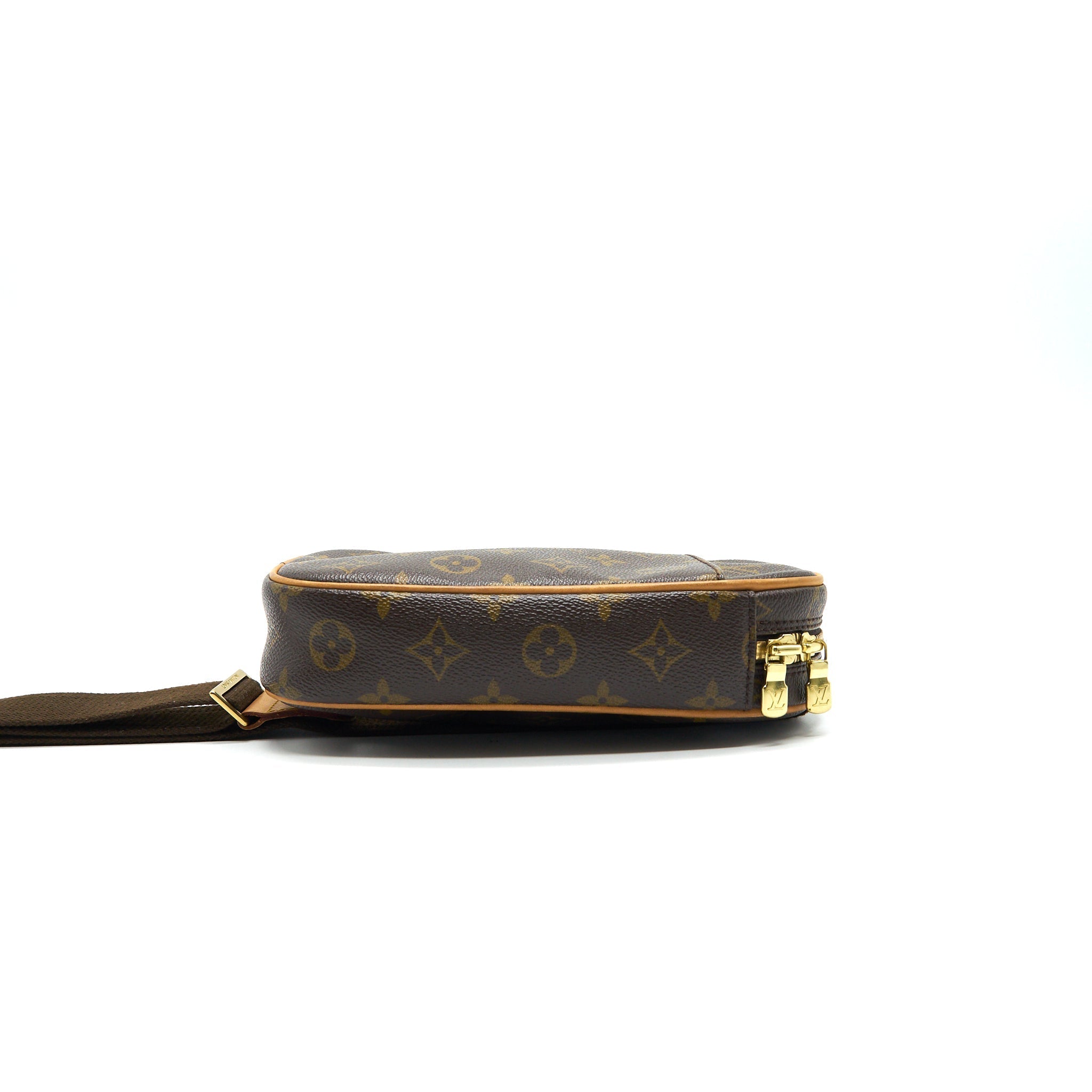 louis-vuitton-vintage-pochette-gange-crossbody-bum-bag-1