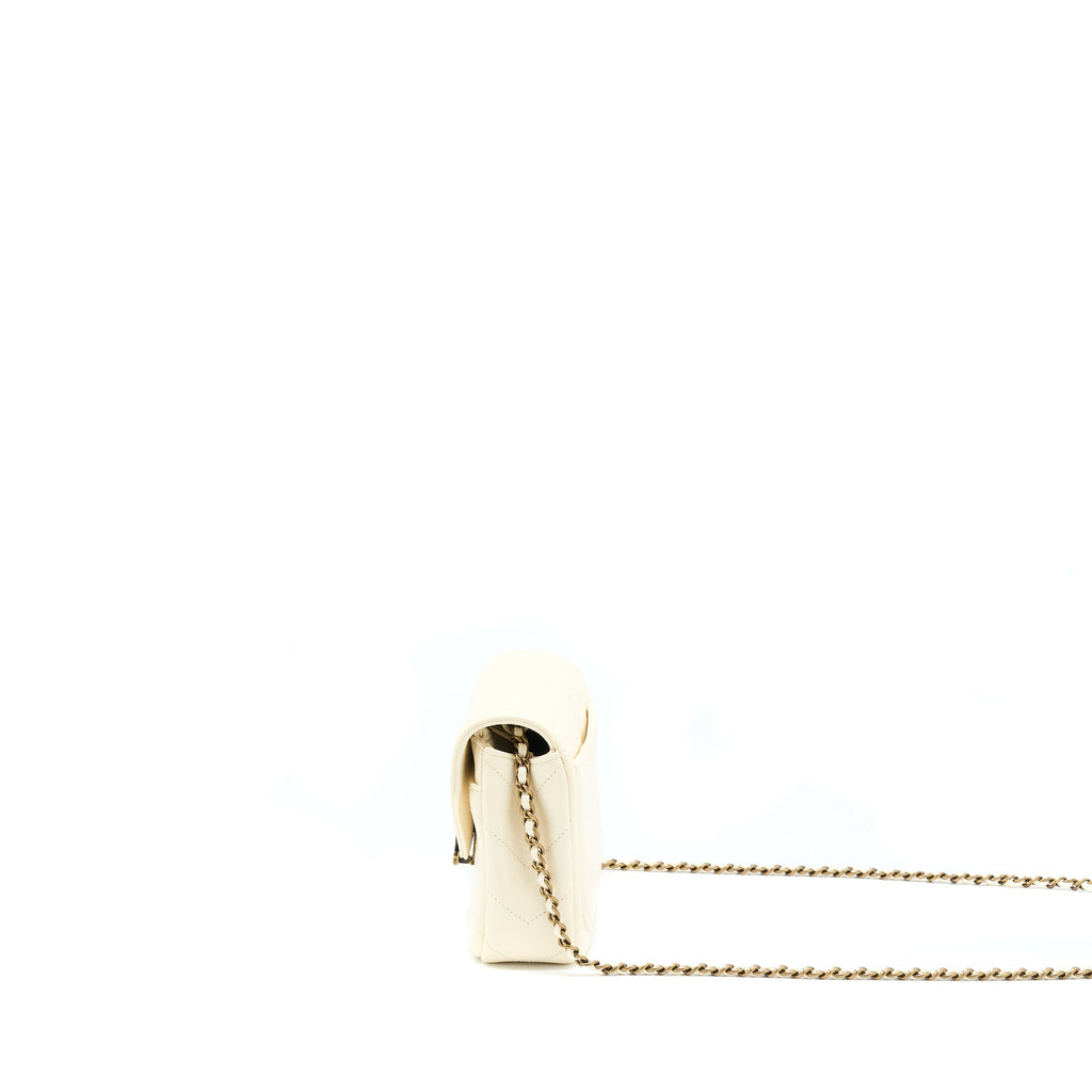 chanel-envelop-chevron-flap-bag-white-with-ruthenium-gold-hardware