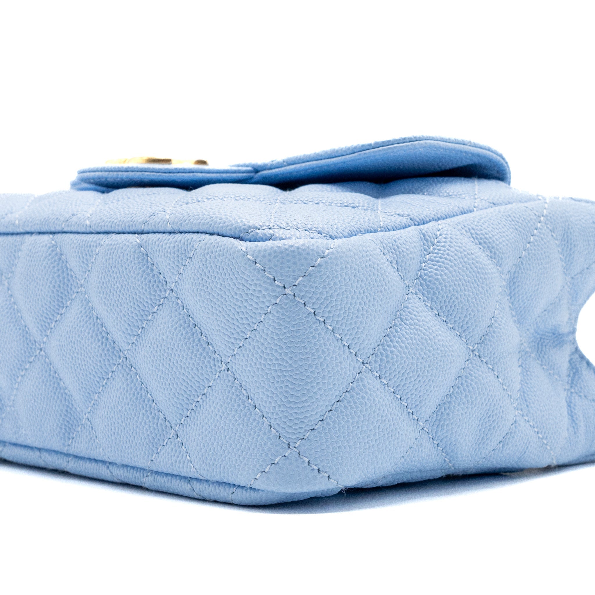 chanel-23c-small-hobo-bag-caviar-light-blue-ghwmicrochip