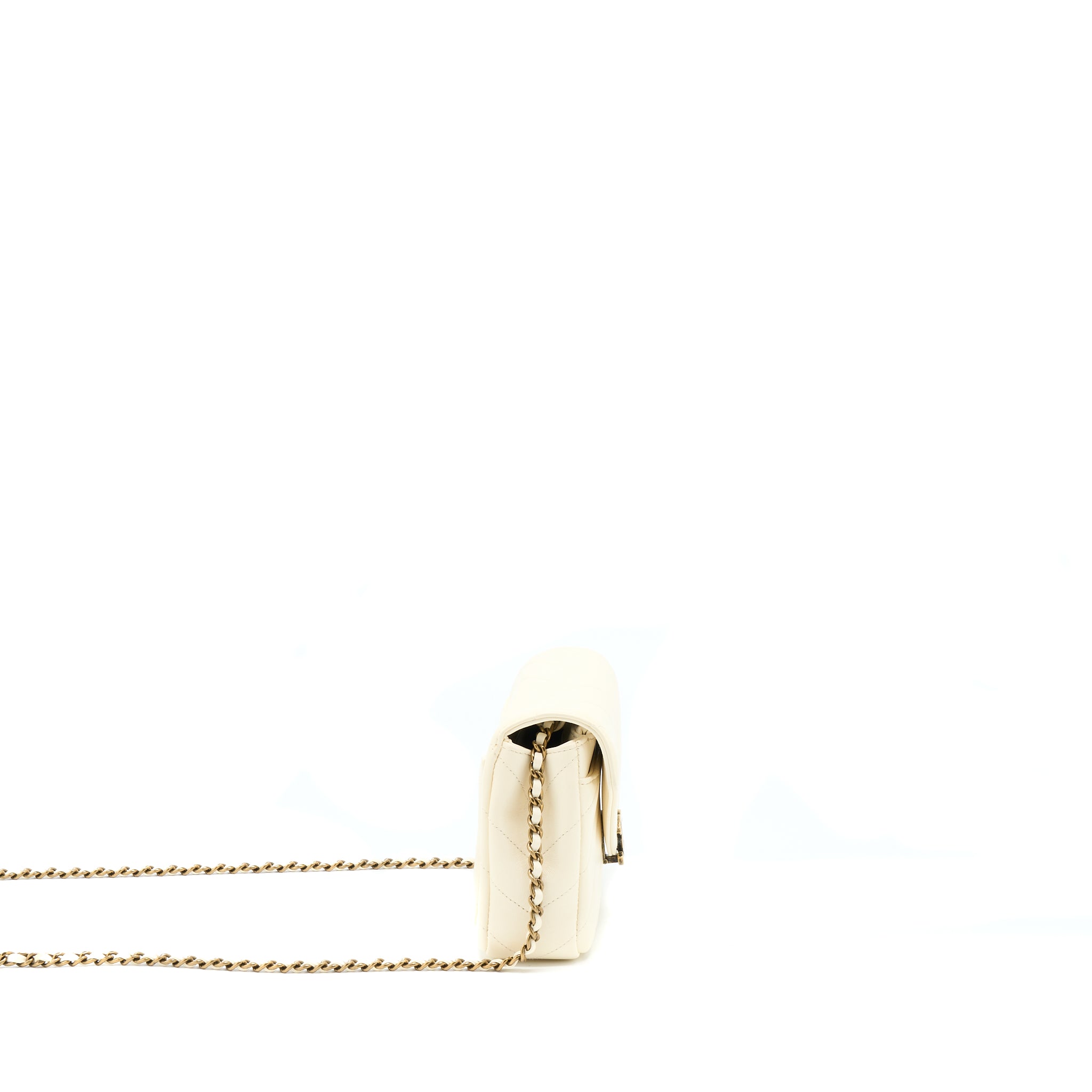 chanel-envelop-chevron-flap-bag-white-with-ruthenium-gold-hardware