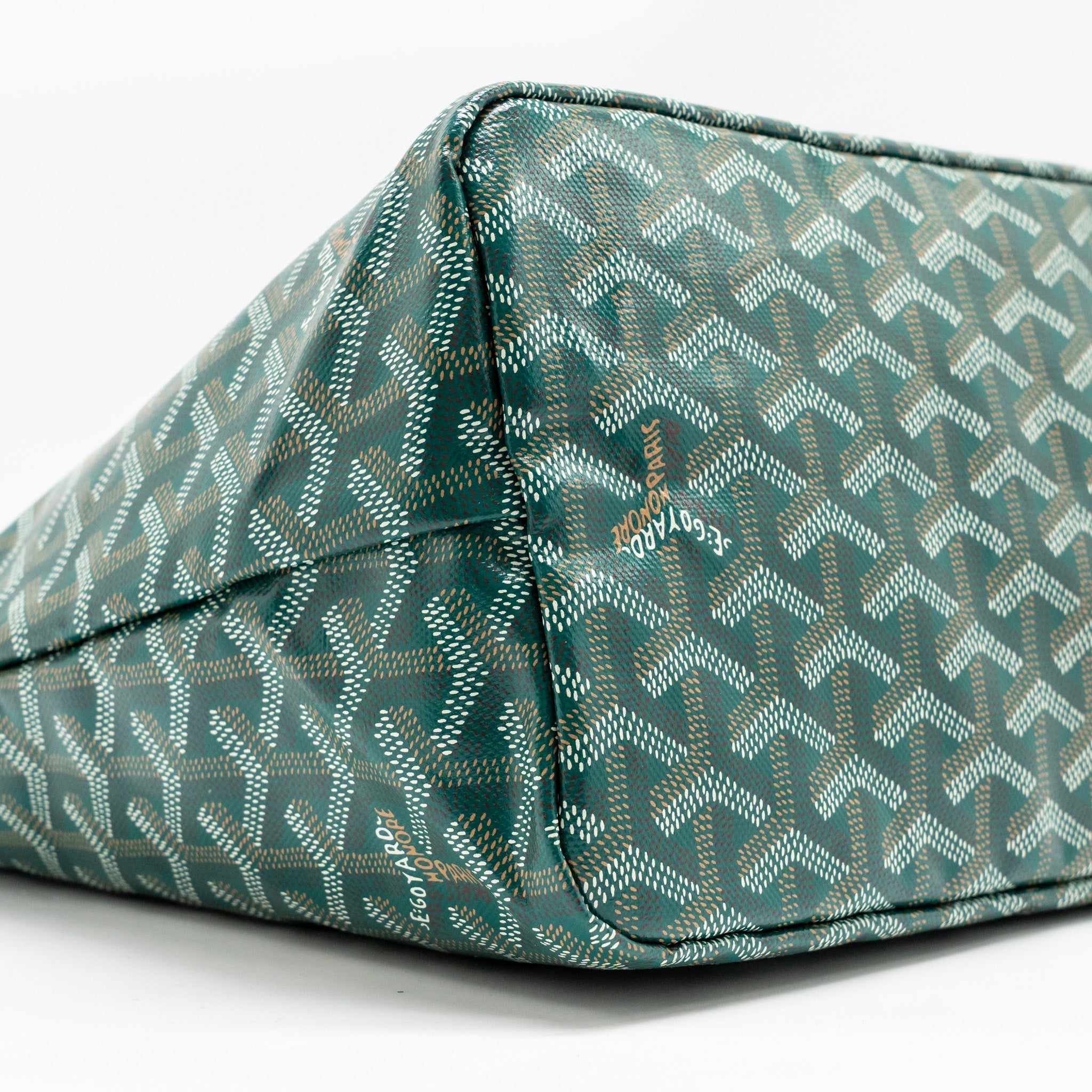 goyard-boheme-hobo-bag-goyardine-canvas-green-shw-copy