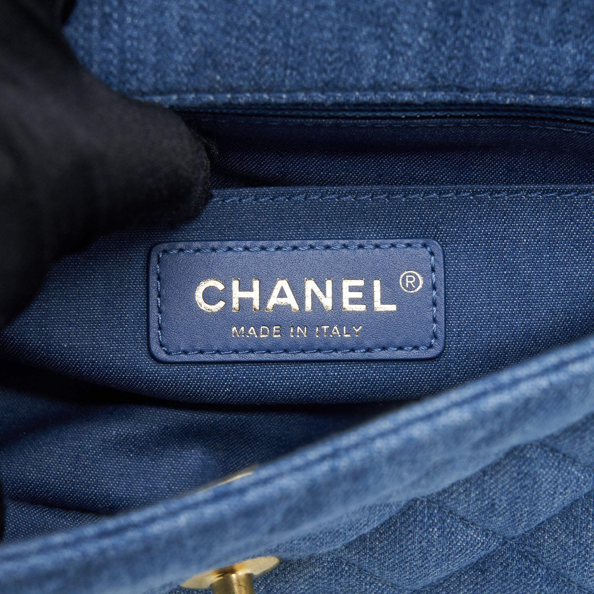 chanel-pearl-crush-mini-rectangular-flap-bag-denim-blue-ghw-microchip