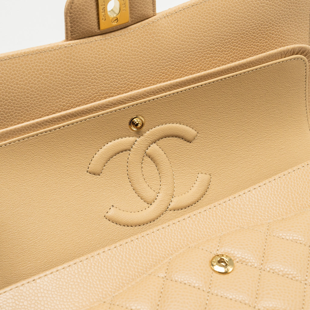 chanel-medium-classic-double-flap-bag-caviar-beige-ghwmicrochip