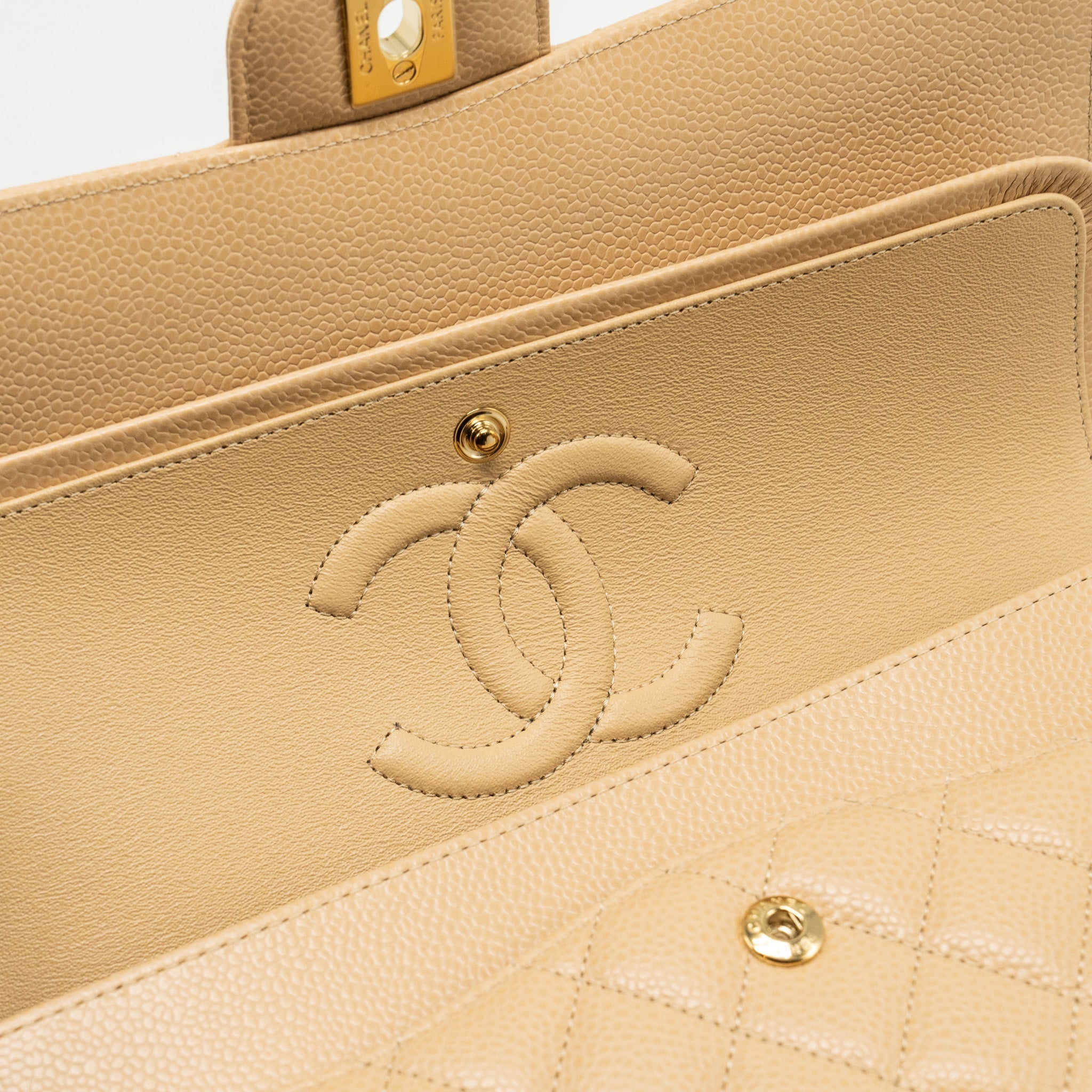chanel-medium-classic-double-flap-bag-caviar-beige-ghwmicrochip
