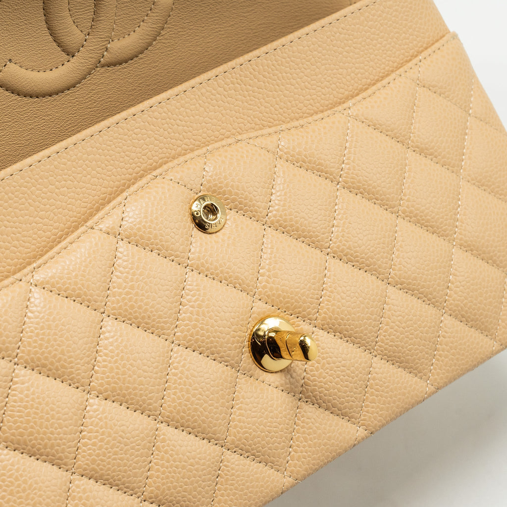 chanel-medium-classic-double-flap-bag-caviar-beige-ghwmicrochip