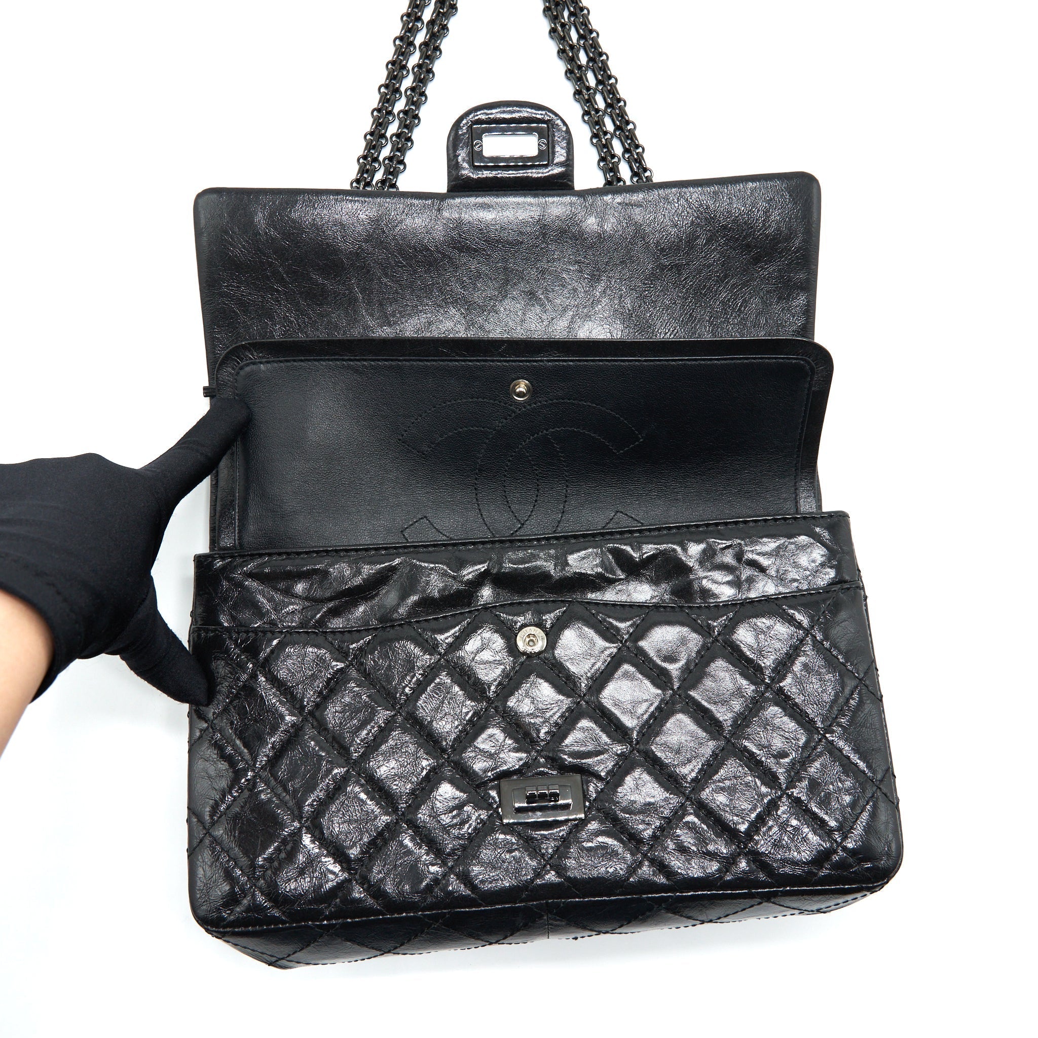 chanel-2-55-226-reissue-aged-calfskin-so-black