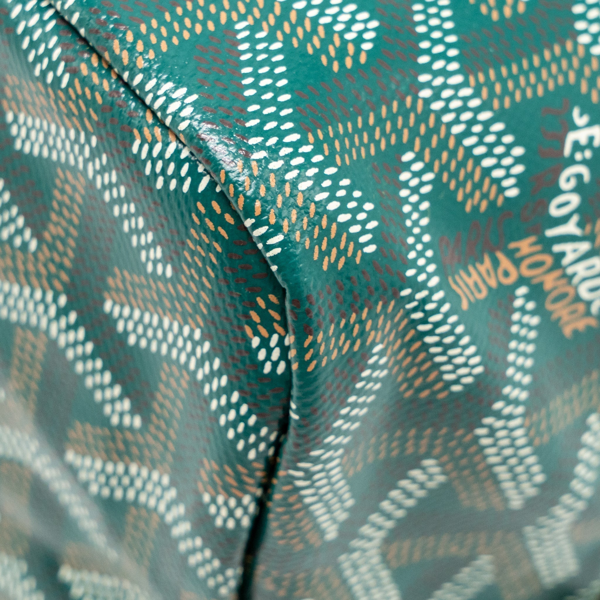 goyard-boheme-hobo-bag-goyardine-canvas-green-shw-copy