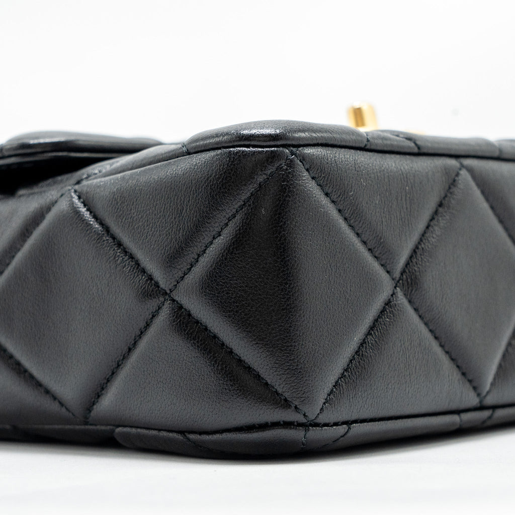 chanel-quilted-mini-flap-bag-with-detailed-chain-lambskin-black-ghw-microchip