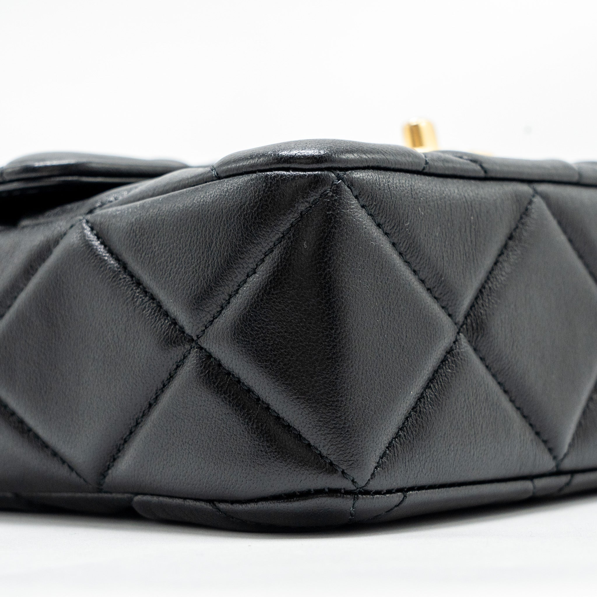 chanel-quilted-mini-flap-bag-with-detailed-chain-lambskin-black-ghw-microchip