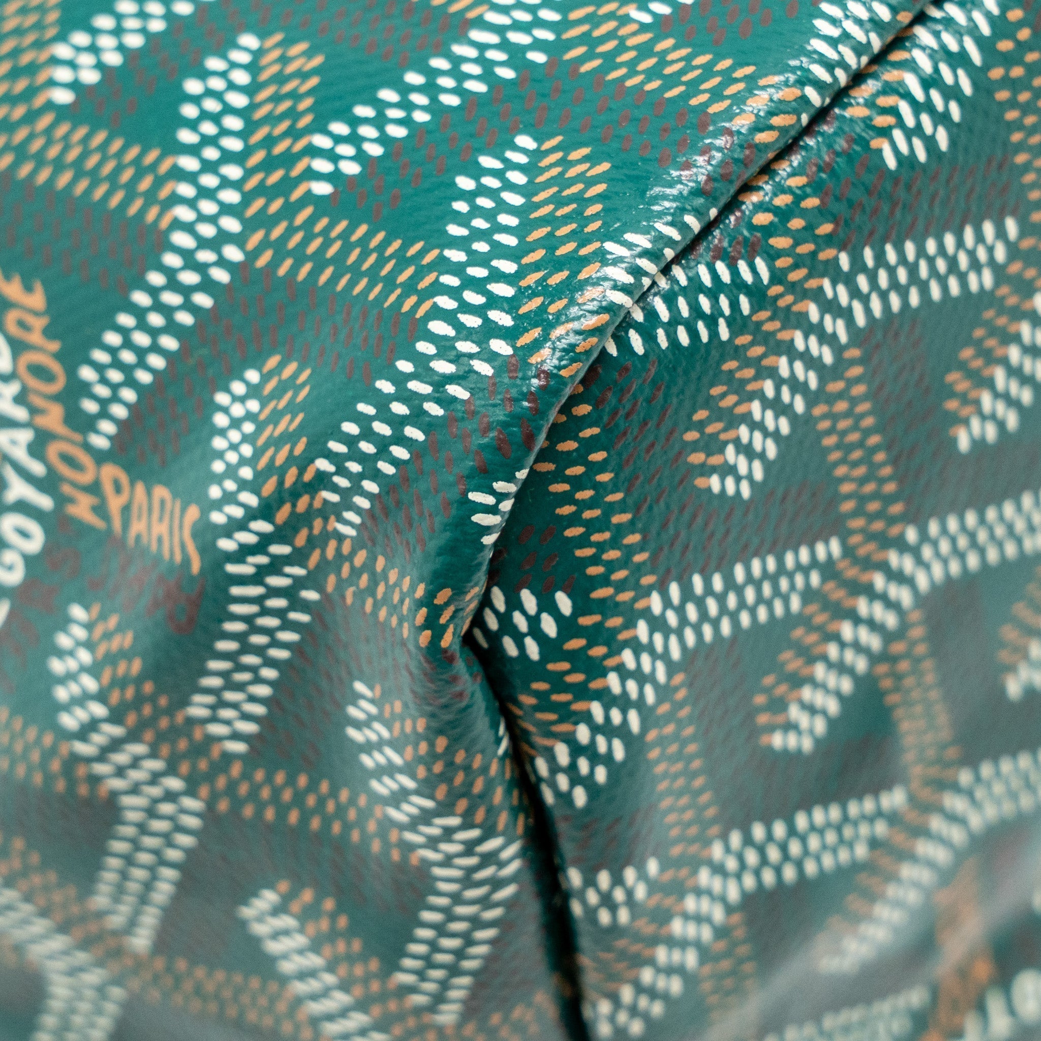 goyard-boheme-hobo-bag-goyardine-canvas-green-shw-copy