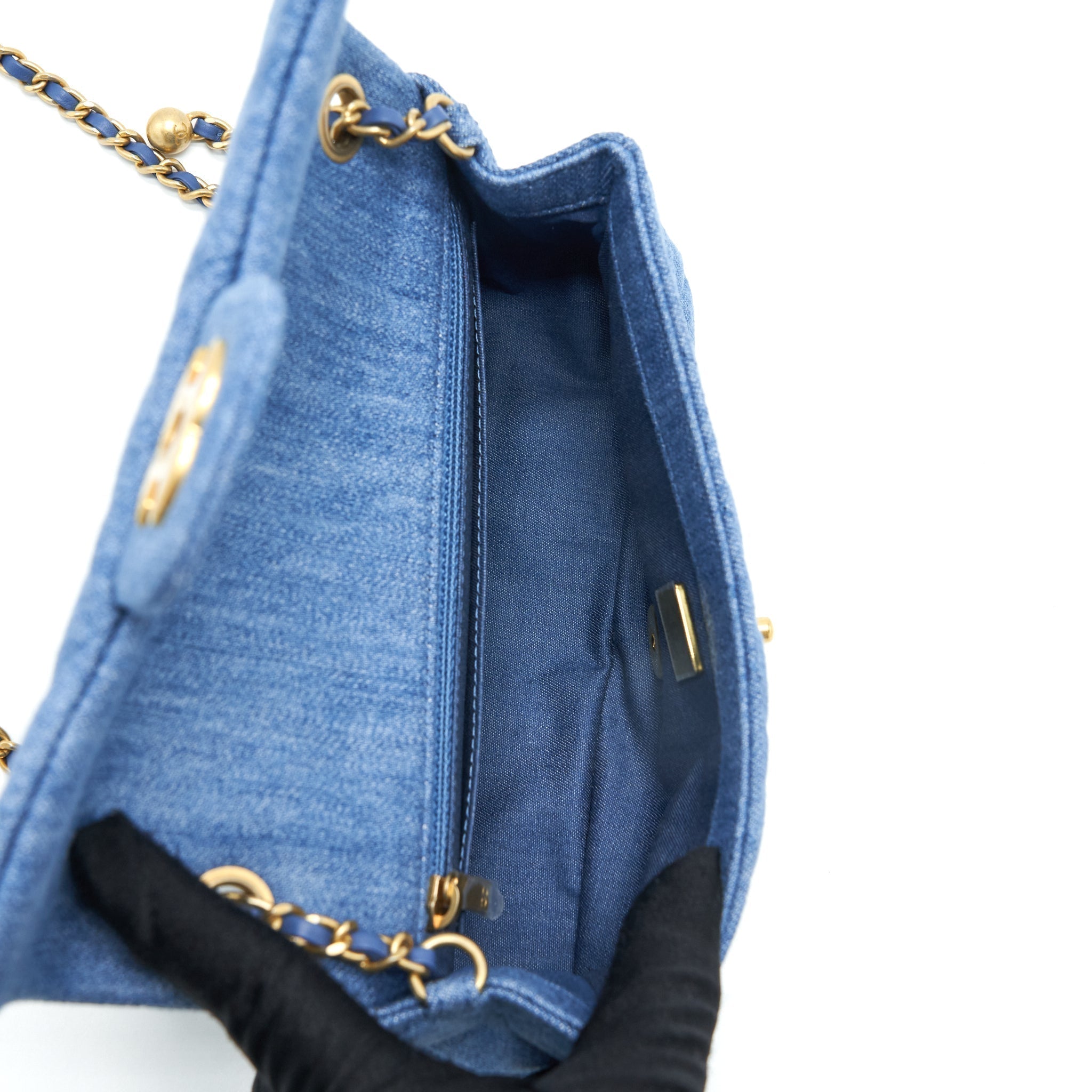 chanel-pearl-crush-mini-rectangular-flap-bag-denim-blue-ghw-microchip