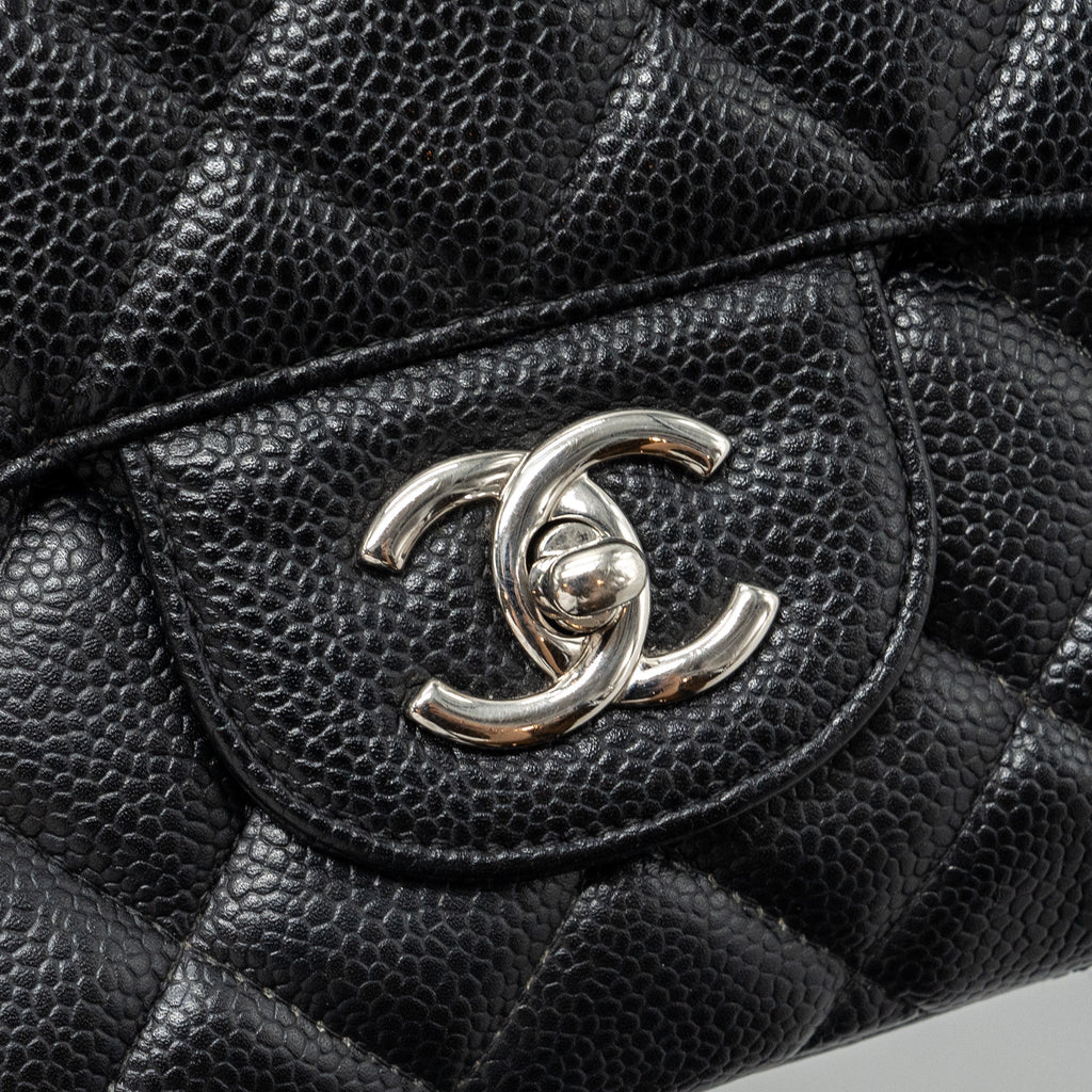 chanel-classic-jumbo-single-flap-bag-caviar-black-shw