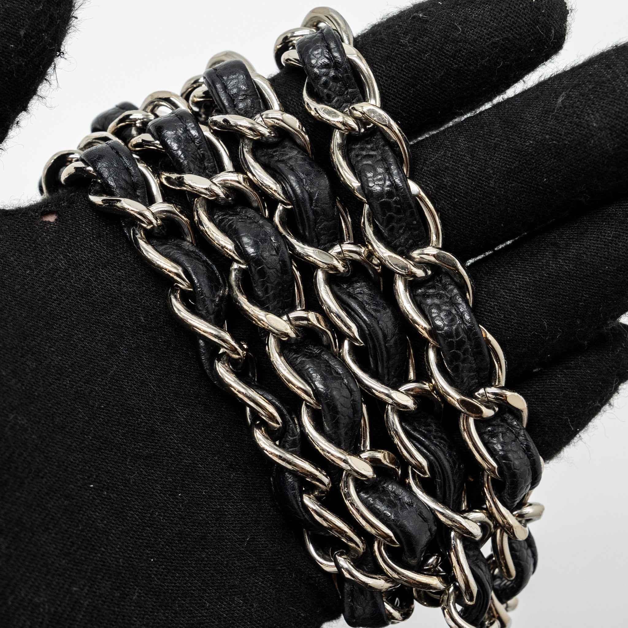 chanel-classic-jumbo-single-flap-bag-caviar-black-shw