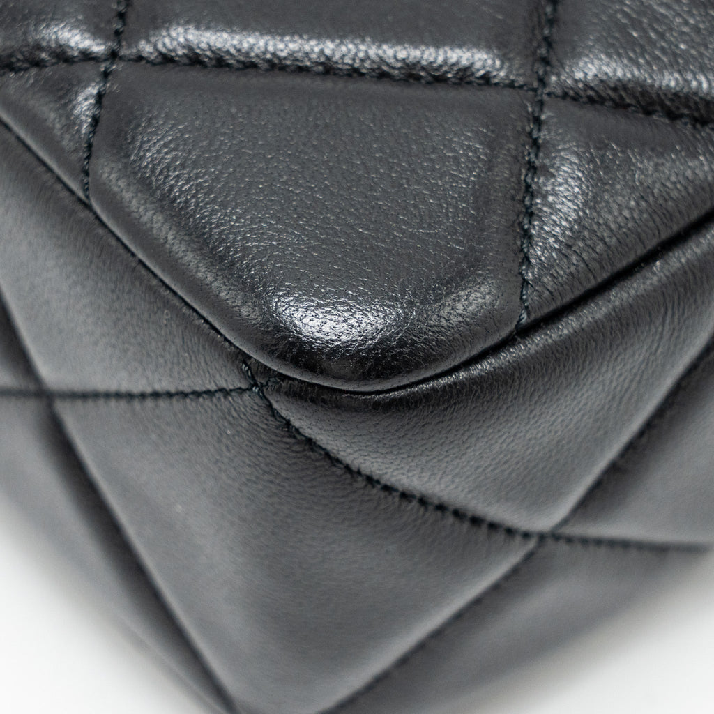 chanel-quilted-mini-flap-bag-with-detailed-chain-lambskin-black-ghw-microchip