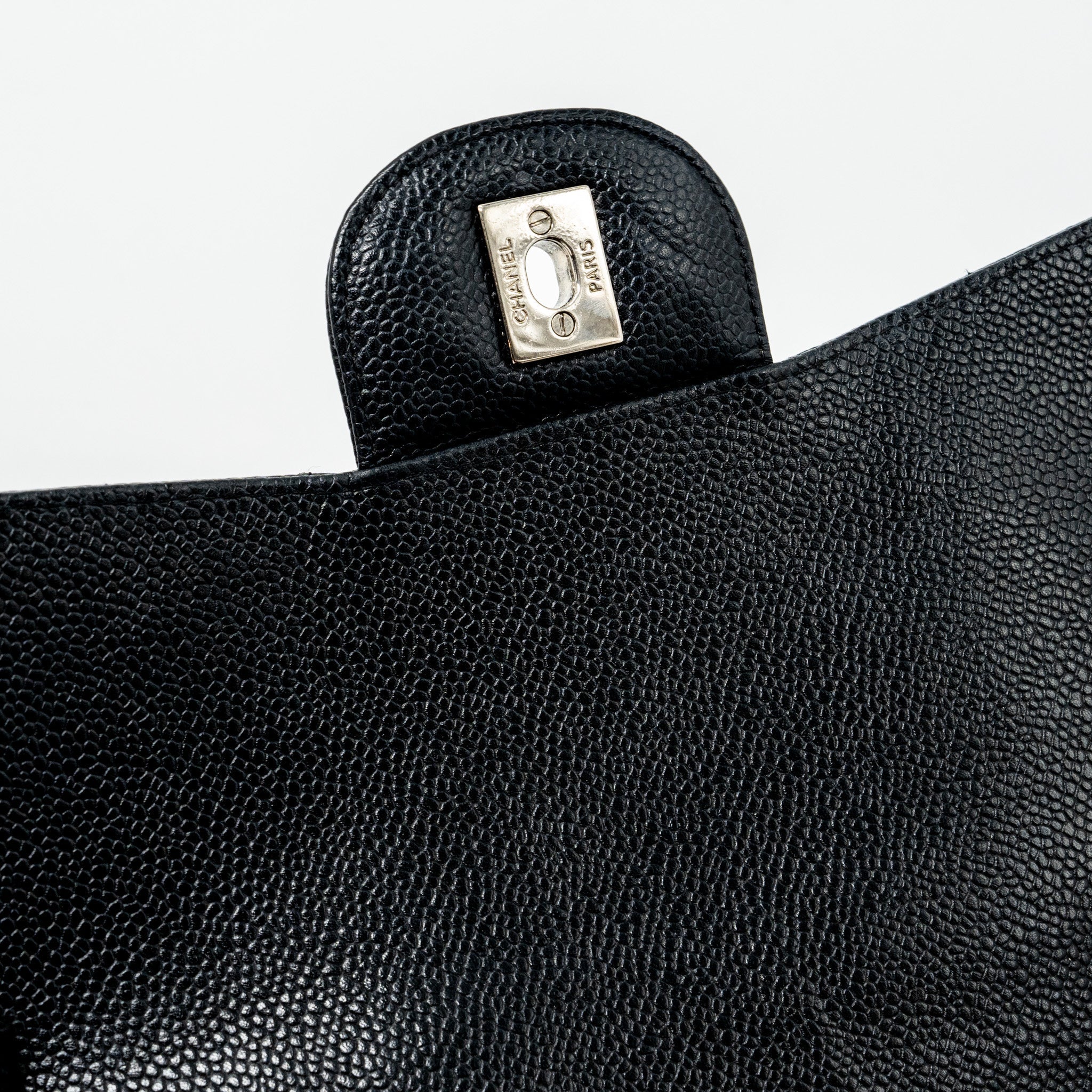 chanel-classic-jumbo-single-flap-bag-caviar-black-shw