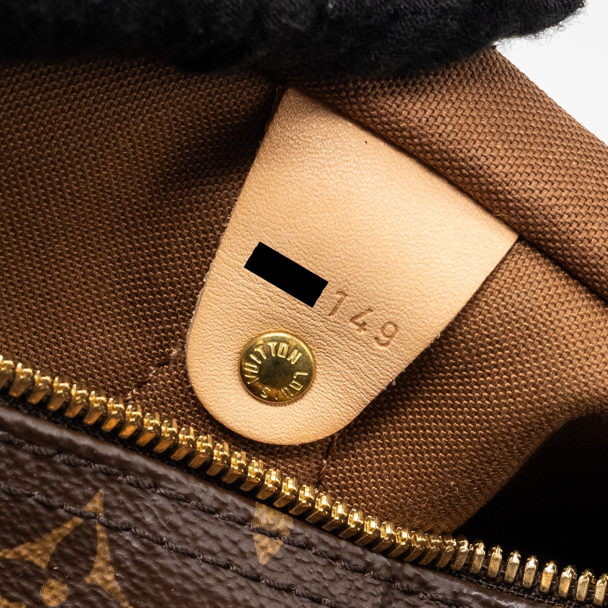 louis-vuitton-speedy-bandouliere-30-monogram-canvas-ghw-1