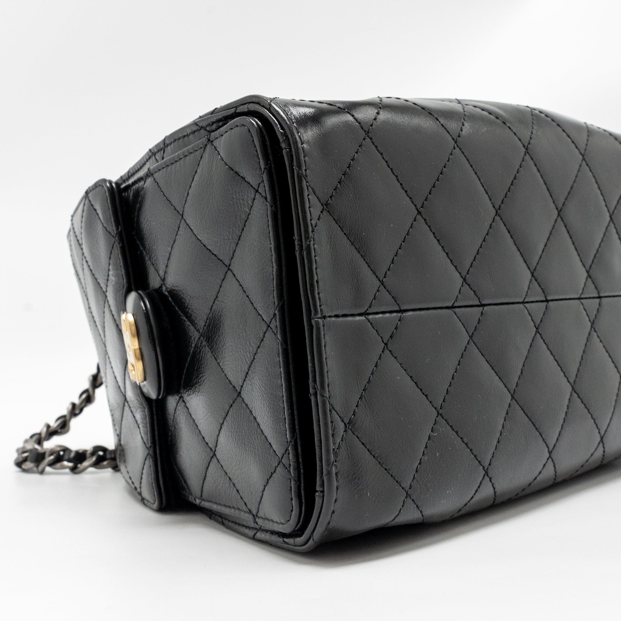 chanel-small-25-bag-crumpled-shiny-calfskin-black-multicolour-hardware-microchip-copy