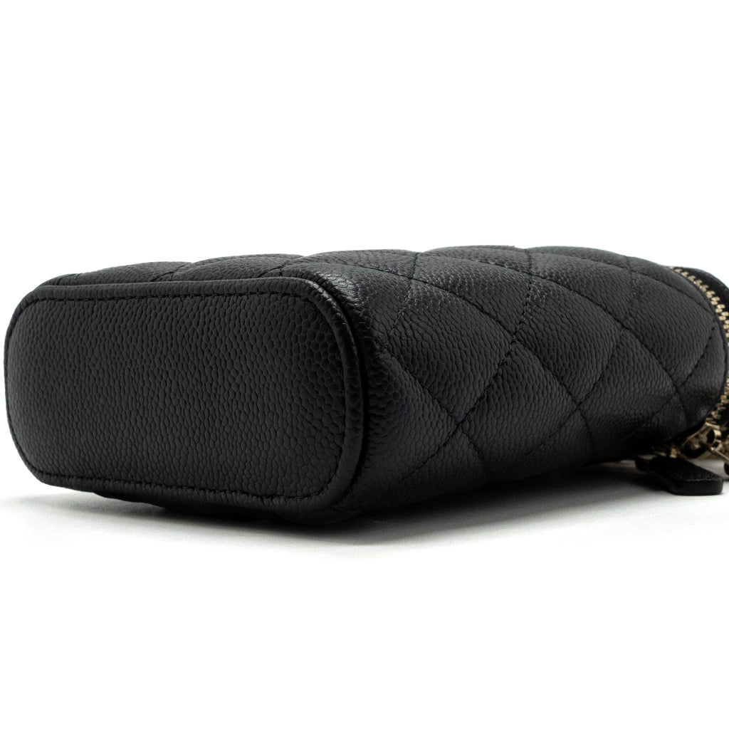 chanel-vanity-case-with-detailed-chain-caviar-black-lghw