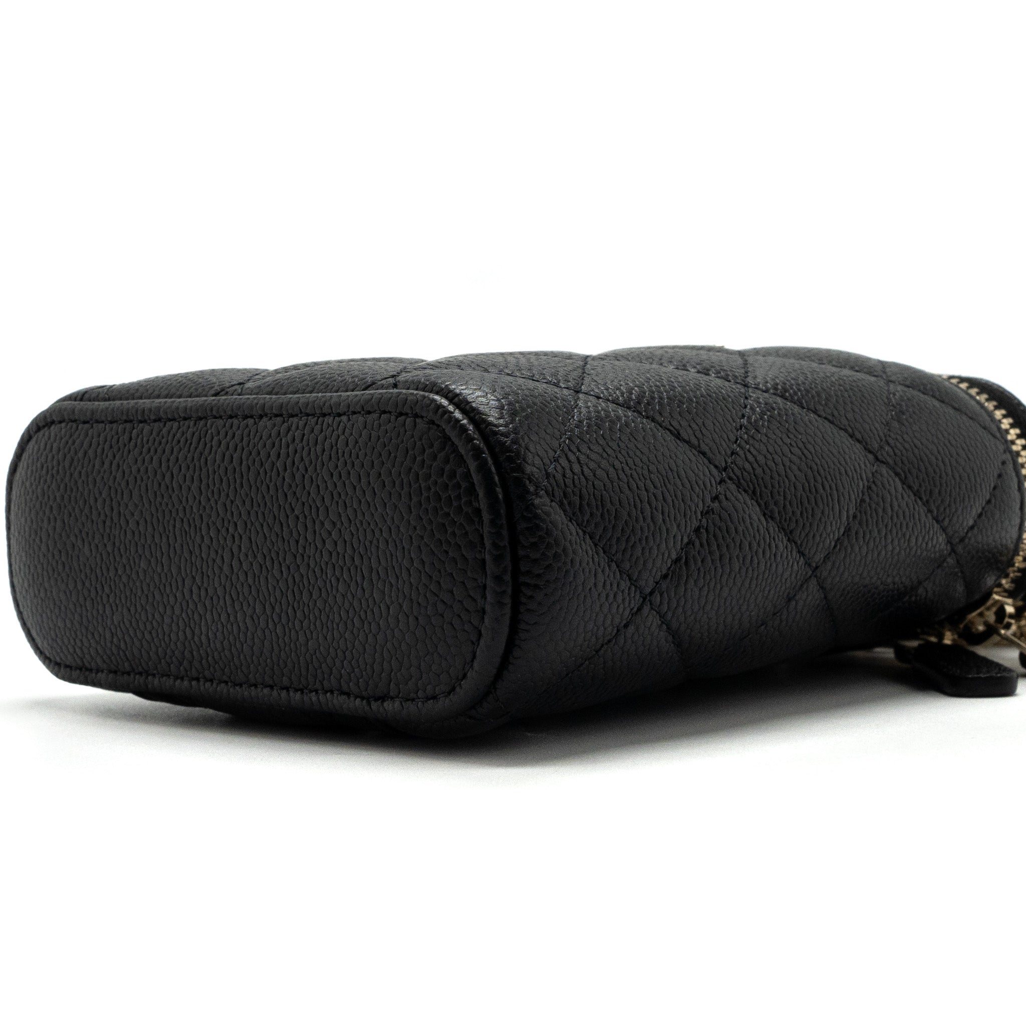 chanel-vanity-case-with-detailed-chain-caviar-black-lghw