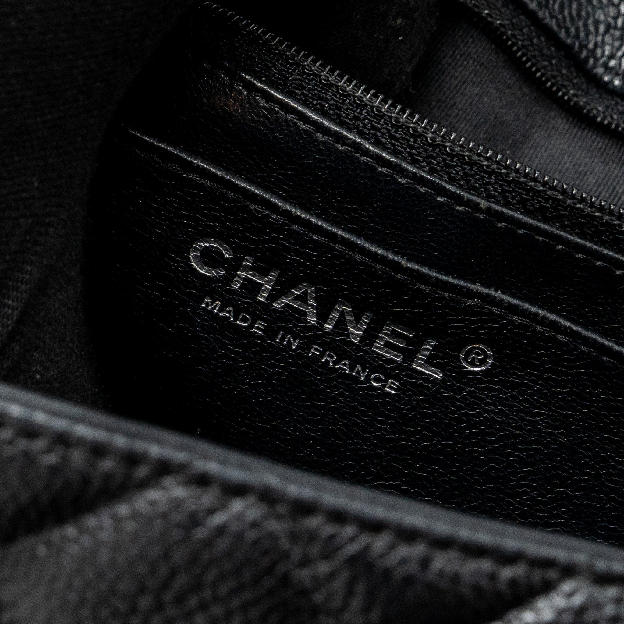 chanel-classic-jumbo-single-flap-bag-caviar-black-shw