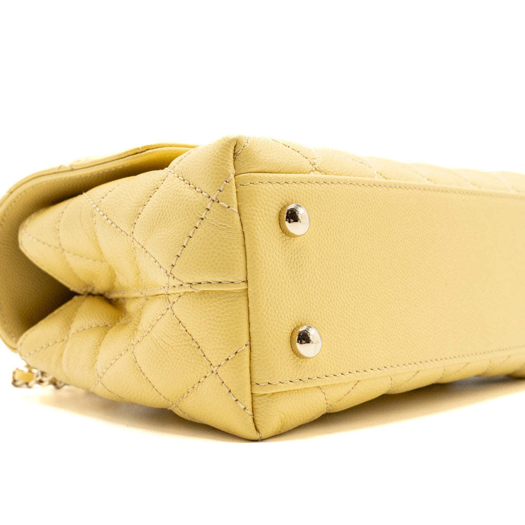 chanel-small-coco-handle-caviar-22p-light-yellow-lghw-microchip