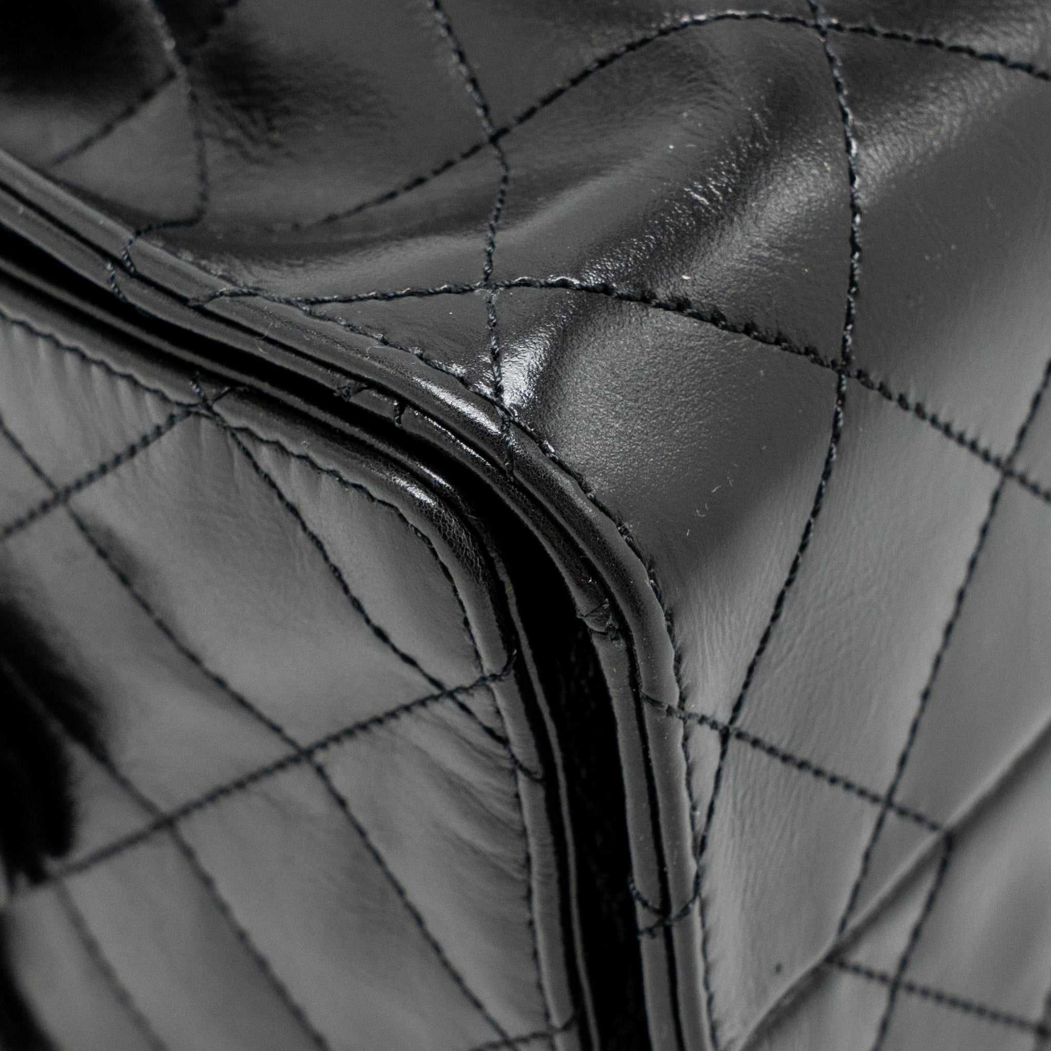 chanel-small-25-bag-crumpled-shiny-calfskin-black-multicolour-hardware-microchip-copy