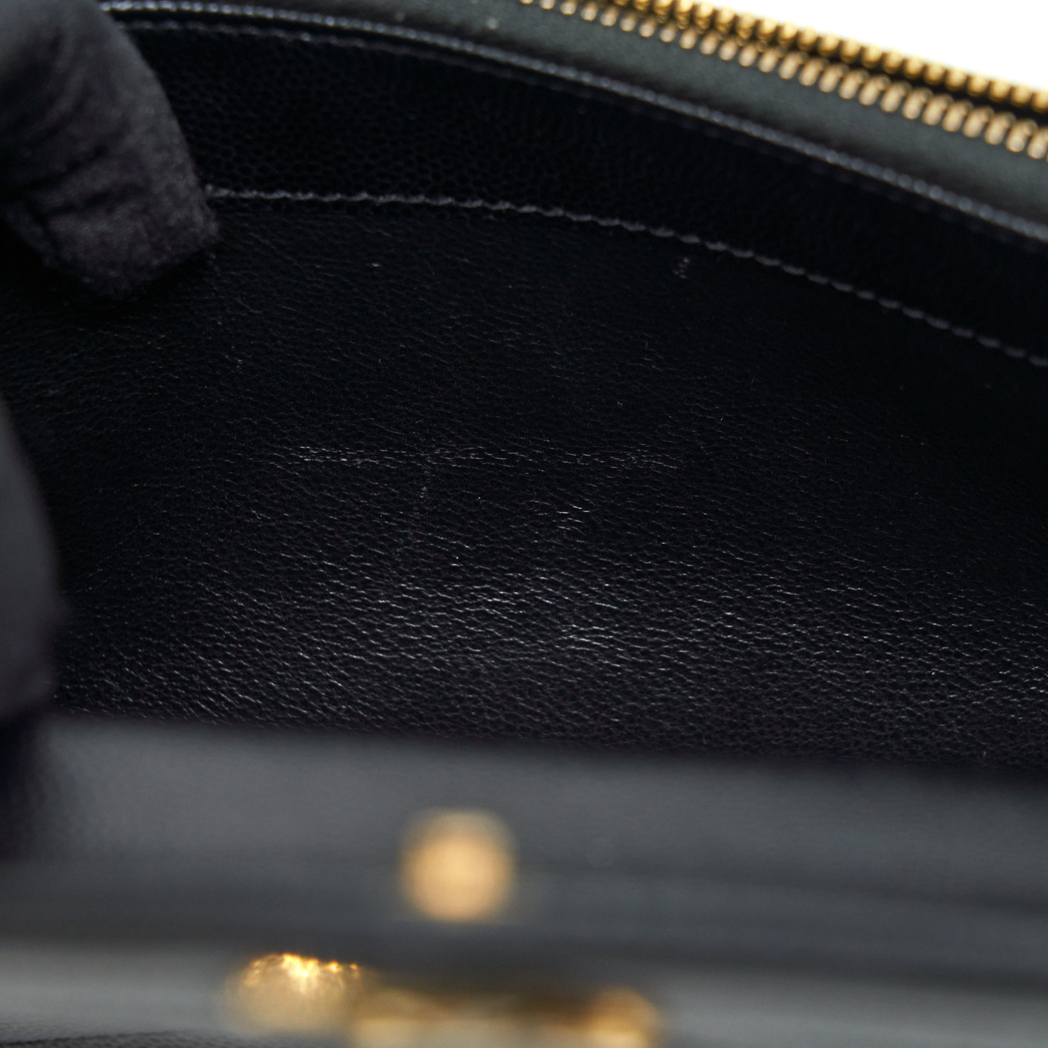 saint-laurent-ysl-envelop-chain-wallet-caviar-black-ghw