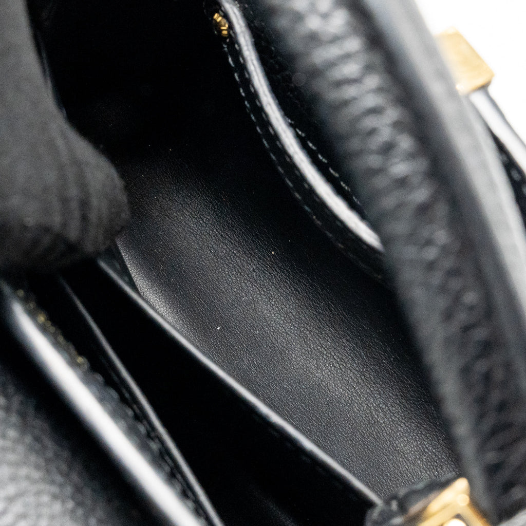 louis-vuitton-capucines-mini-taurillon-black-ghw-copy