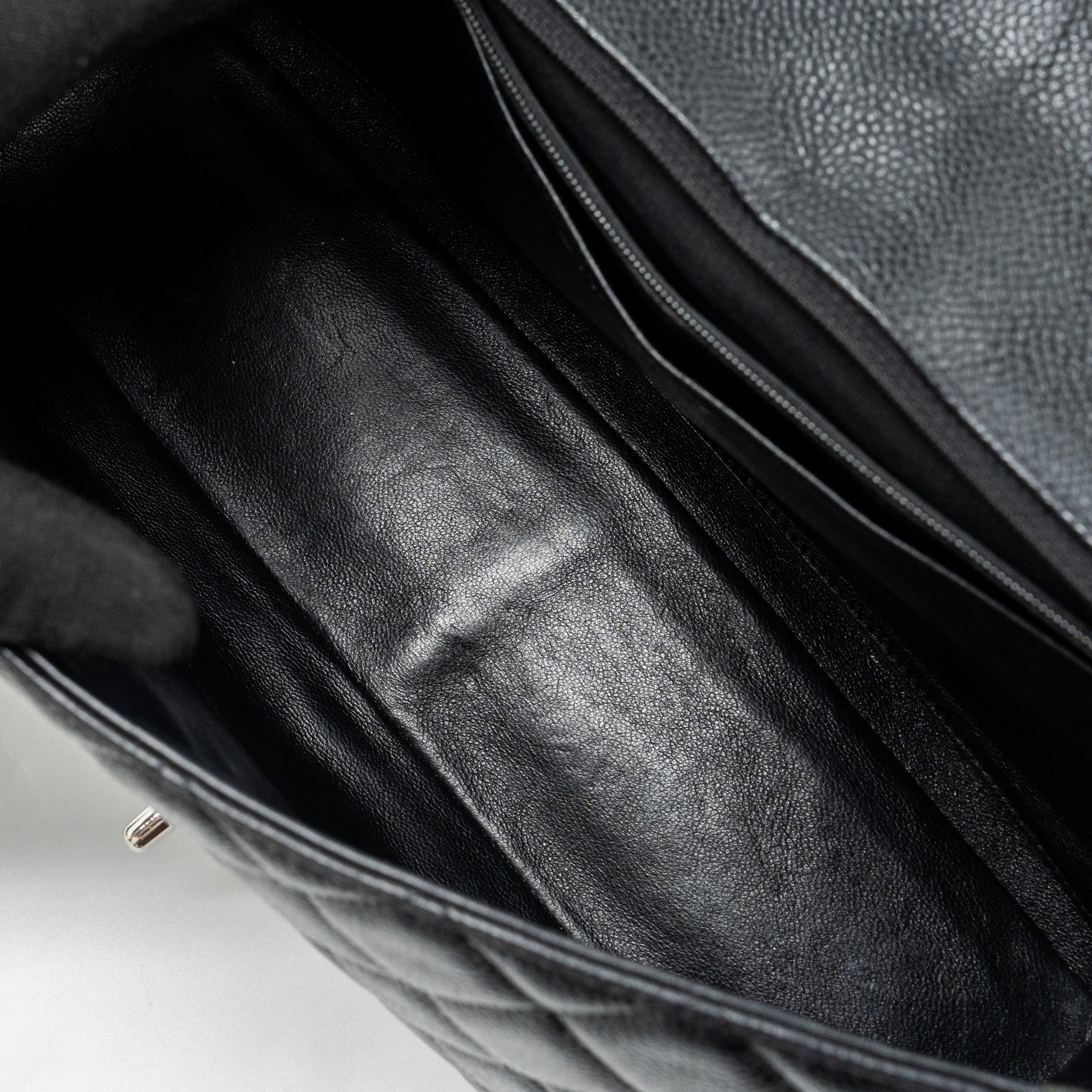 chanel-classic-jumbo-single-flap-bag-caviar-black-shw