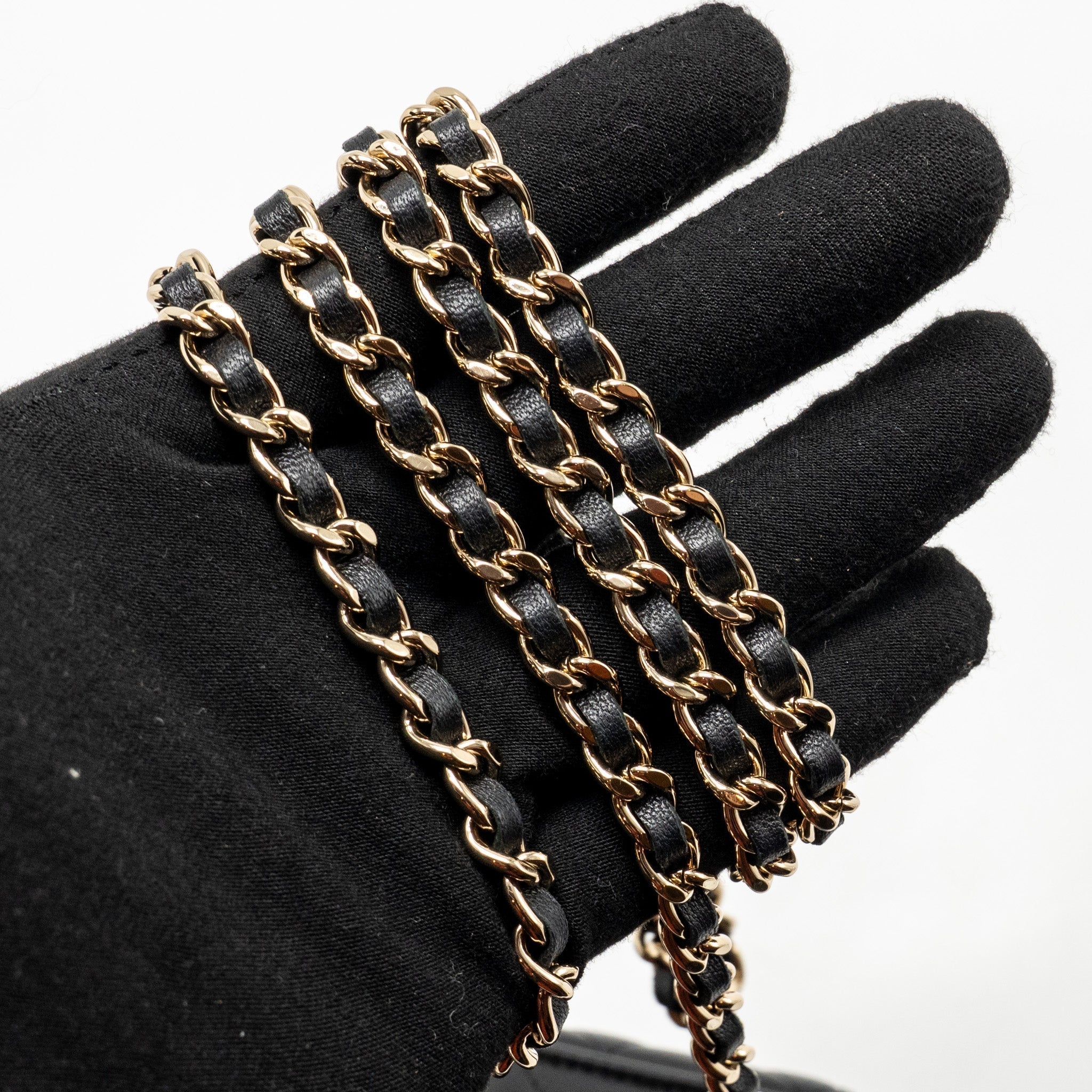 chanel-top-handle-long-vanity-case-lambskin-black-lghw-microchip