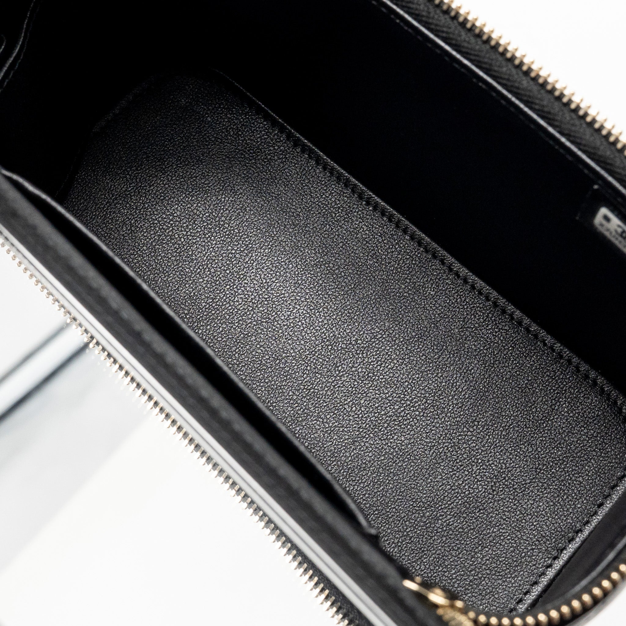 chanel-top-handle-long-vanity-case-lambskin-black-lghw-microchip