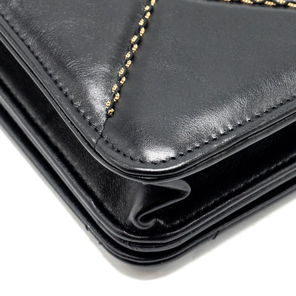 chanel-quilted-wallet-on-chain-shiny-calfskin-black-ghw-microchip-copy
