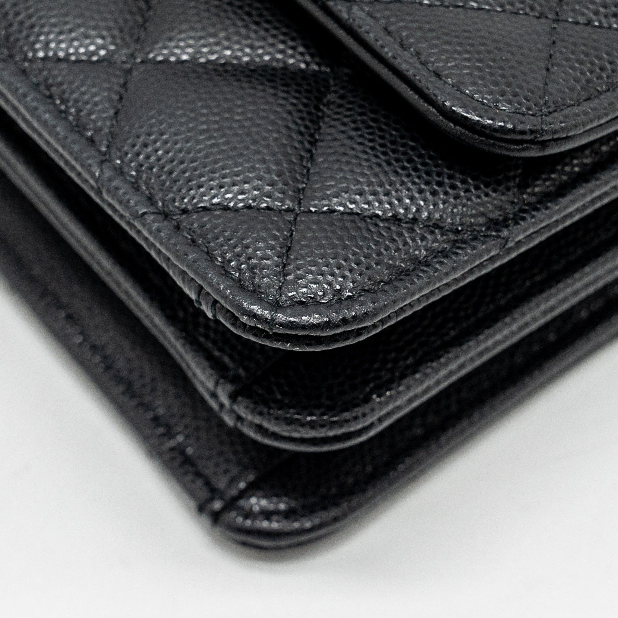 chanel-23s-wallet-on-chain-with-bag-charm-caviar-black-ghwmicrochip-1