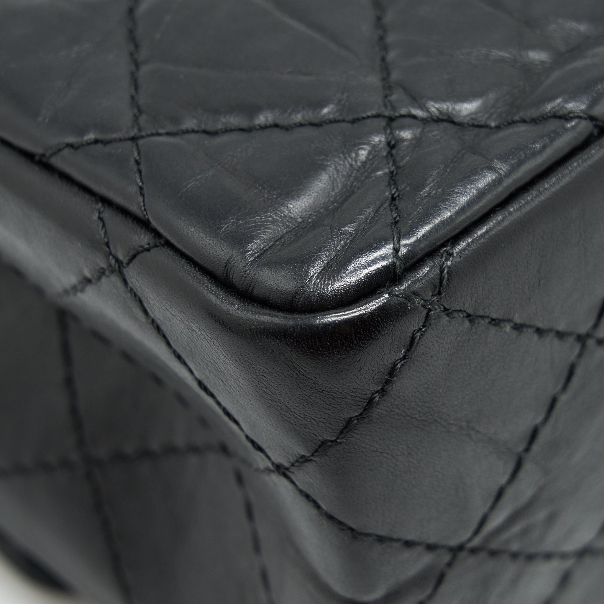 chanel-2-55-226-reissue-double-flap-bag-calfskin-black-ghw