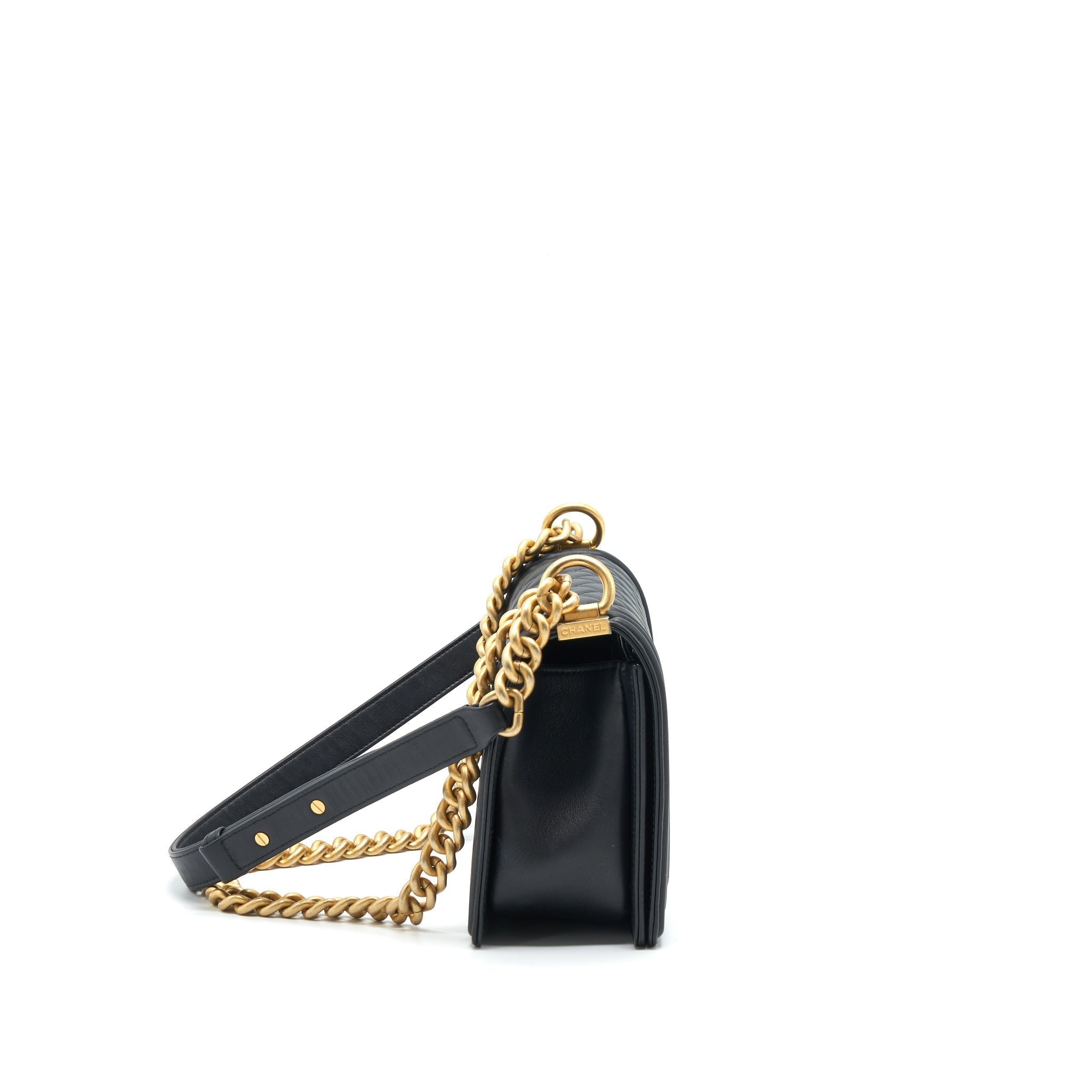 chanel-medium-boy-black-lambskin-ghw