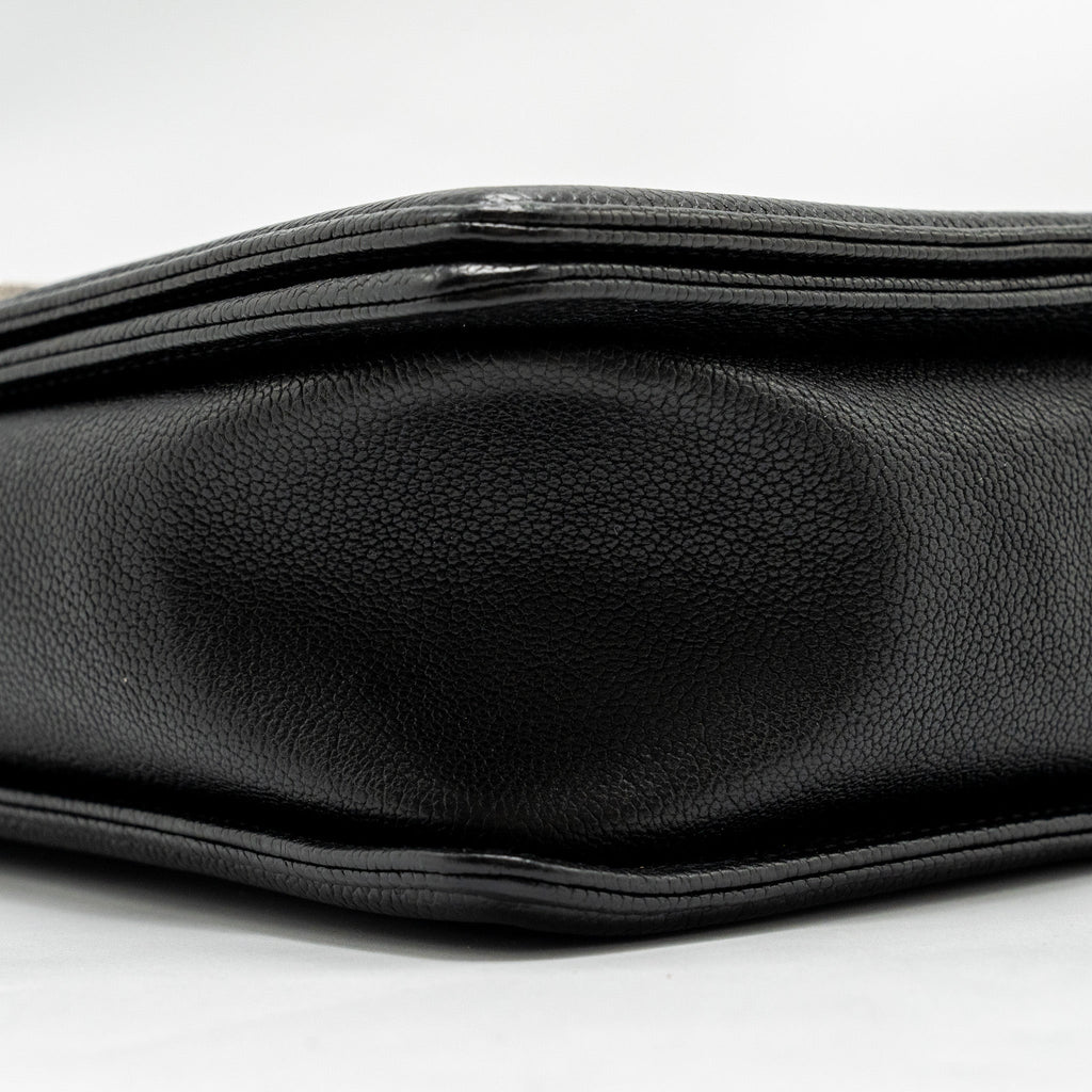 chanel-boy-bag-black