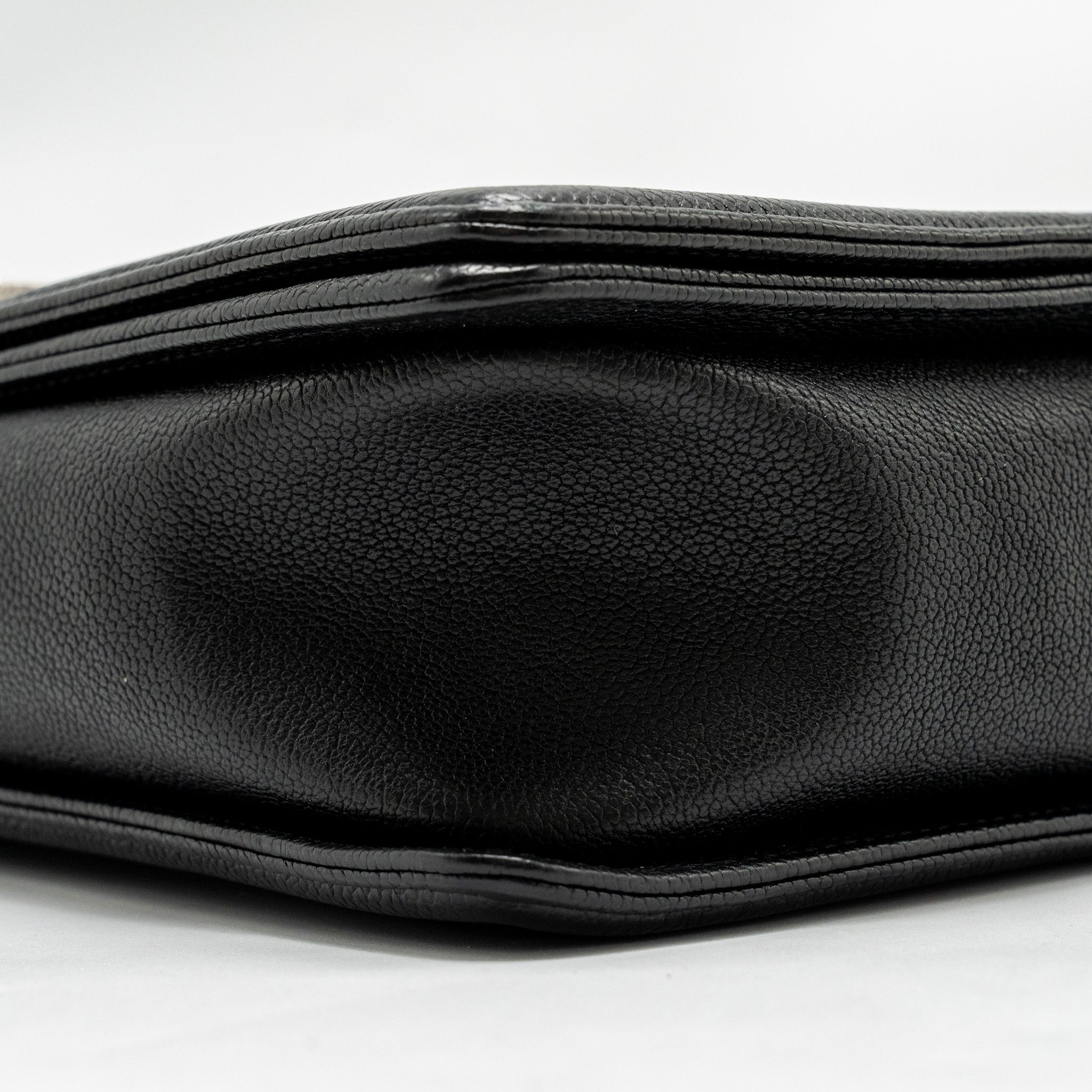 chanel-boy-bag-black