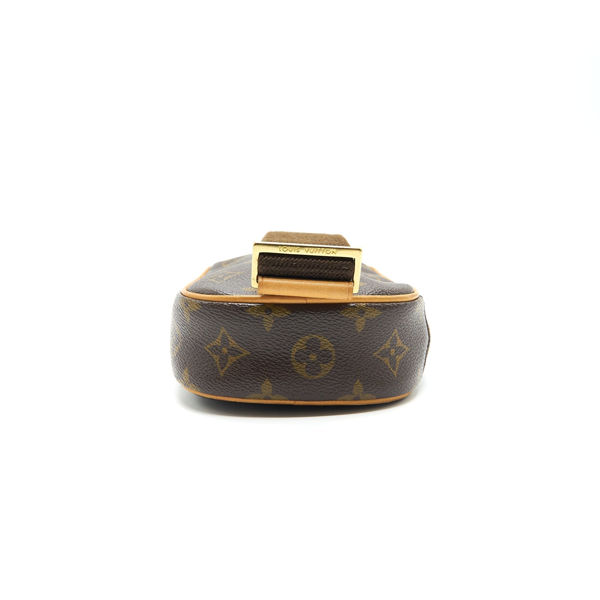 louis-vuitton-vintage-pochette-gange-crossbody-bum-bag-1