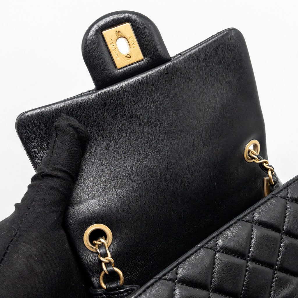 chanel-pearl-crush-mini-square-flap-bag-lambskin-black-ghw-microchip-7