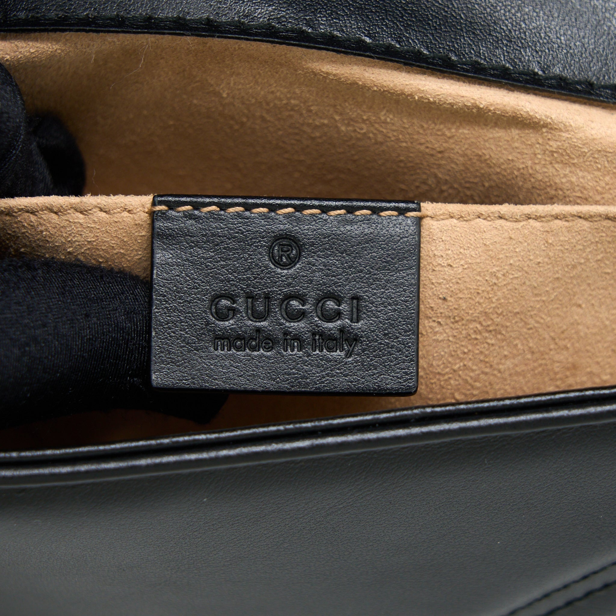 gucci-small-marmont-shoulder-bag-calfskin-black-ghw