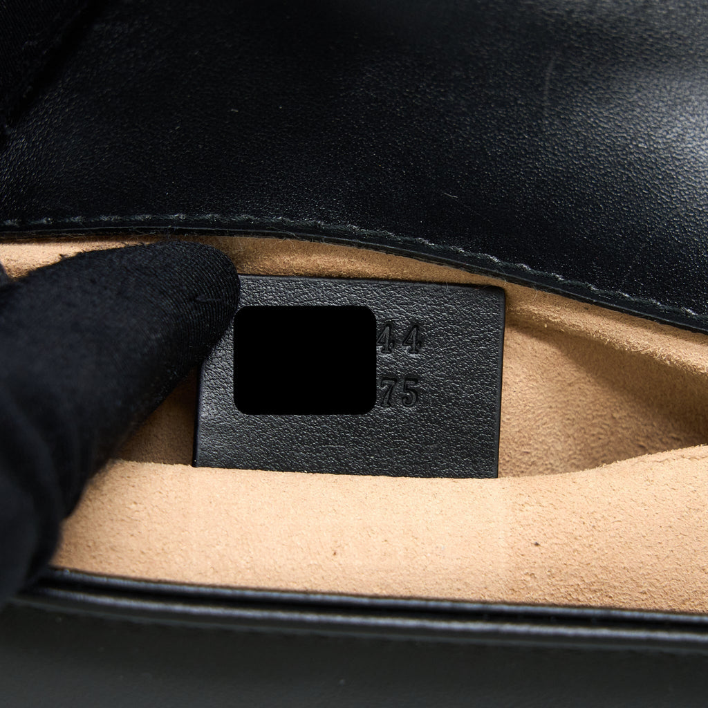 gucci-small-marmont-shoulder-bag-calfskin-black-ghw