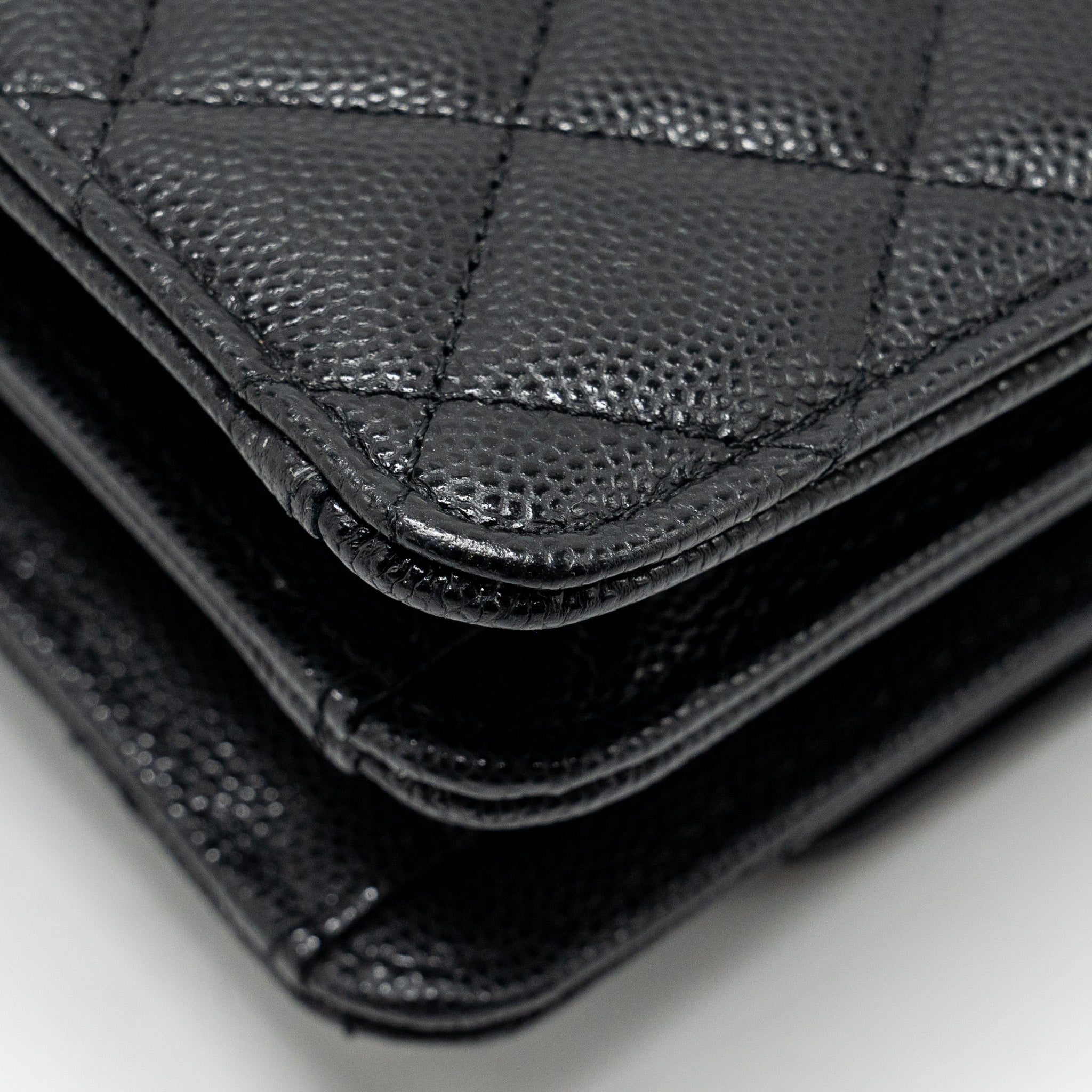 chanel-23s-wallet-on-chain-with-bag-charm-caviar-black-ghwmicrochip-1