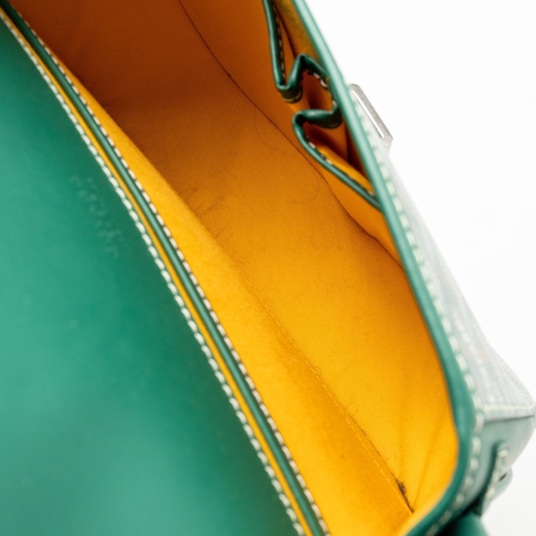goyard-belvedere-pm-messenger-bag-goyardline-canvas-green-shw-copy