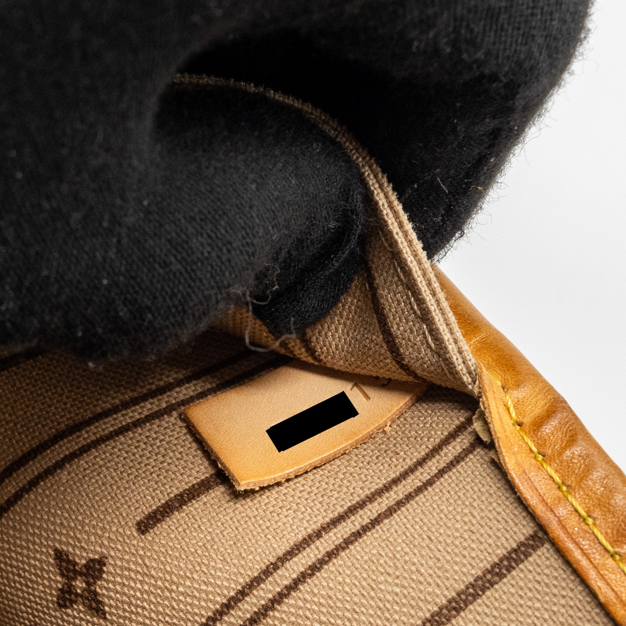 louis-vuitton-neverfull-gm-monogram-canvas-ghw-5