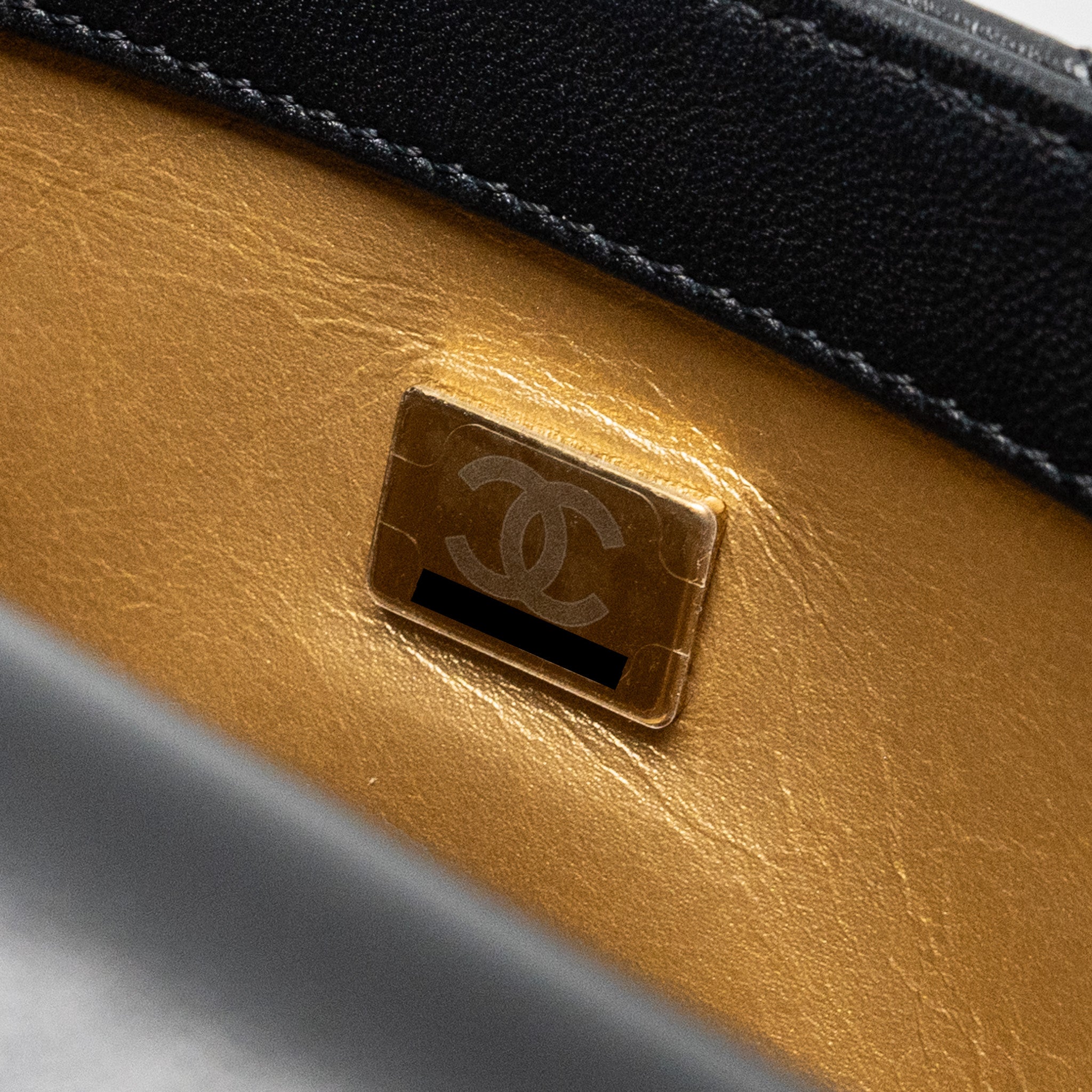 chanel-pearl-crush-mini-square-flap-bag-lambskin-black-ghw-microchip-7