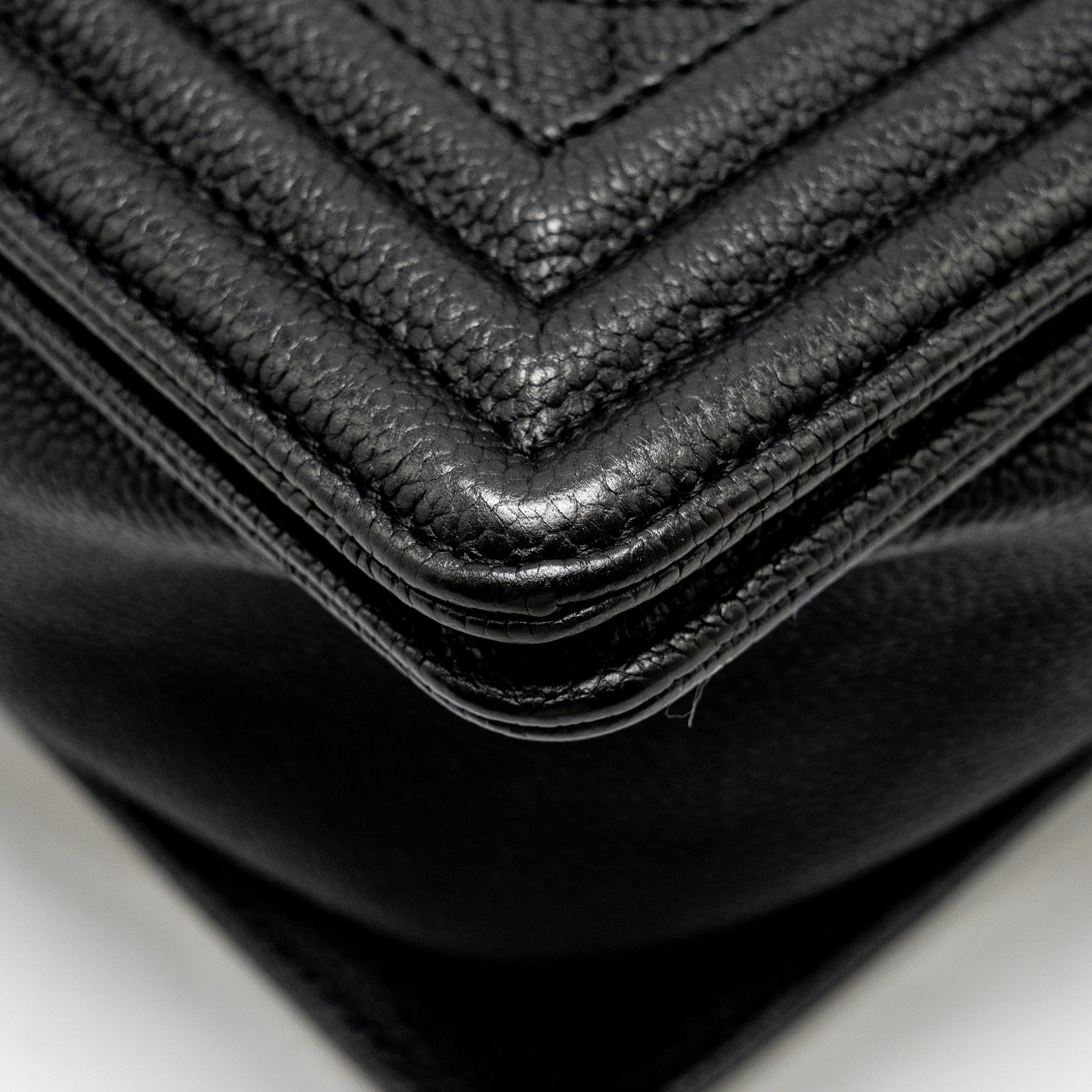 chanel-boy-bag-black