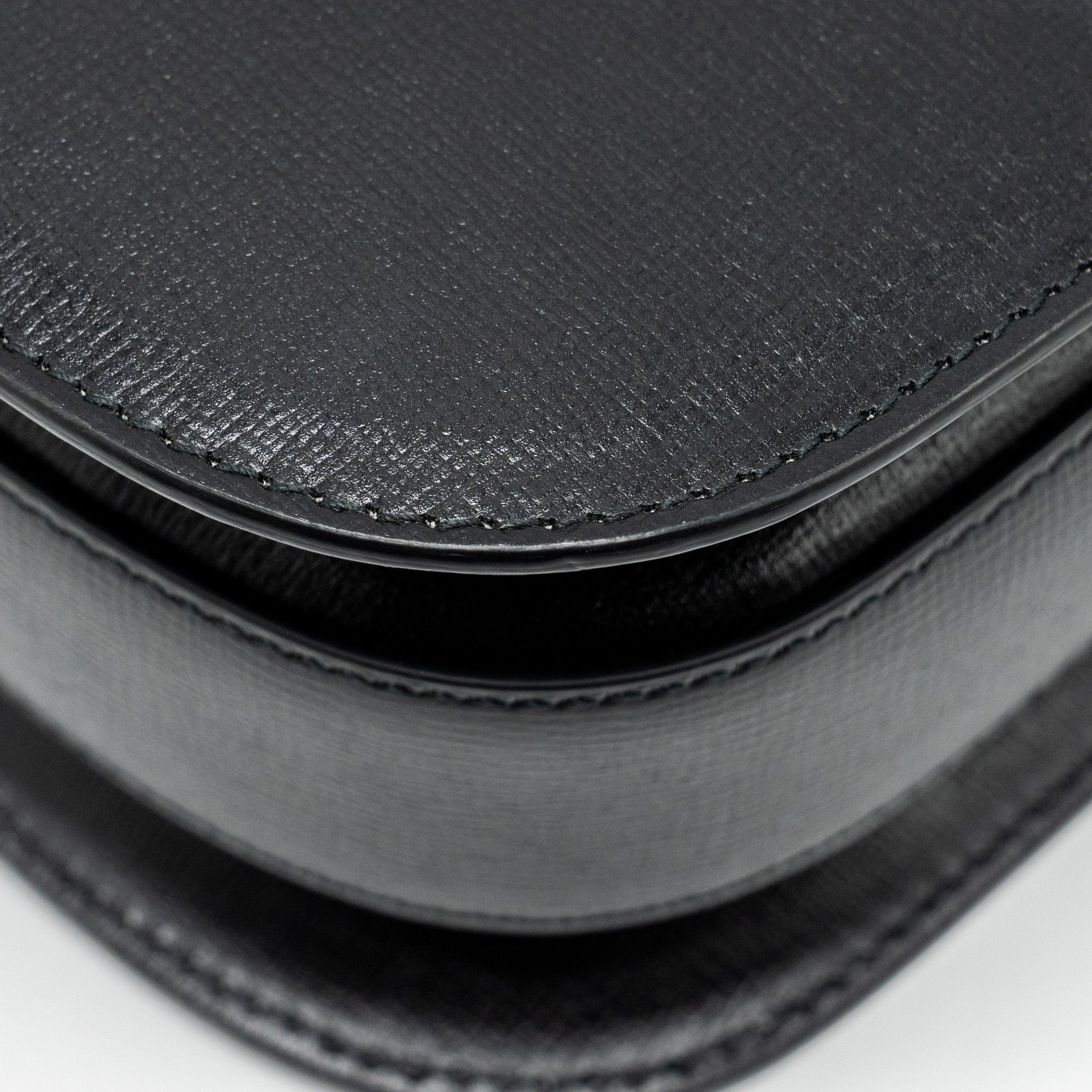 gucci-horsebit-1955-shoulder-bag-calfskin-black-ghw